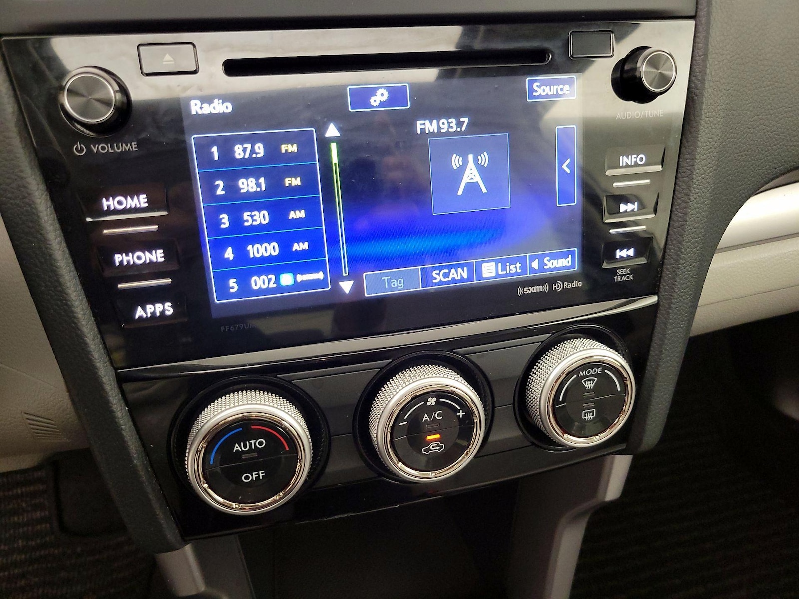 2018 Subaru Forester Premium - Photo 16