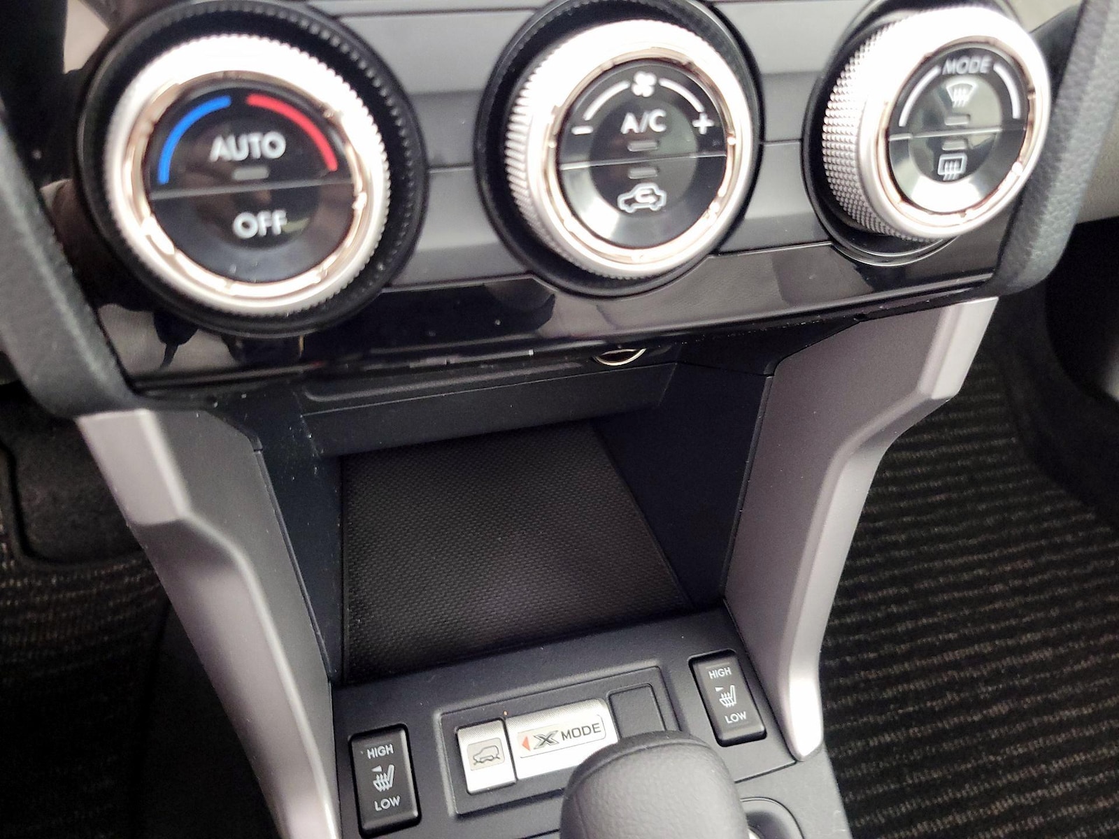 2018 Subaru Forester Premium - Photo 17