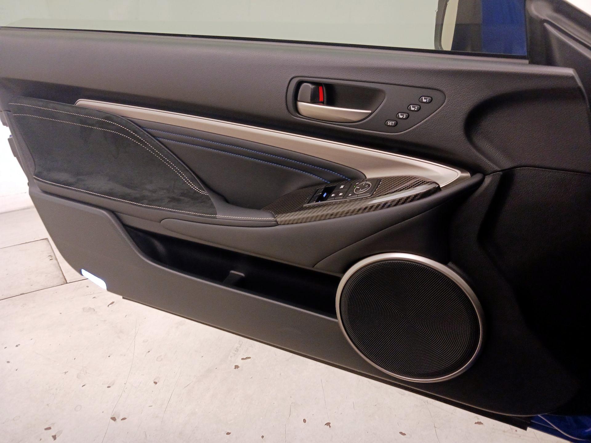 Thumbnail: 2015 Lexus RC - 12