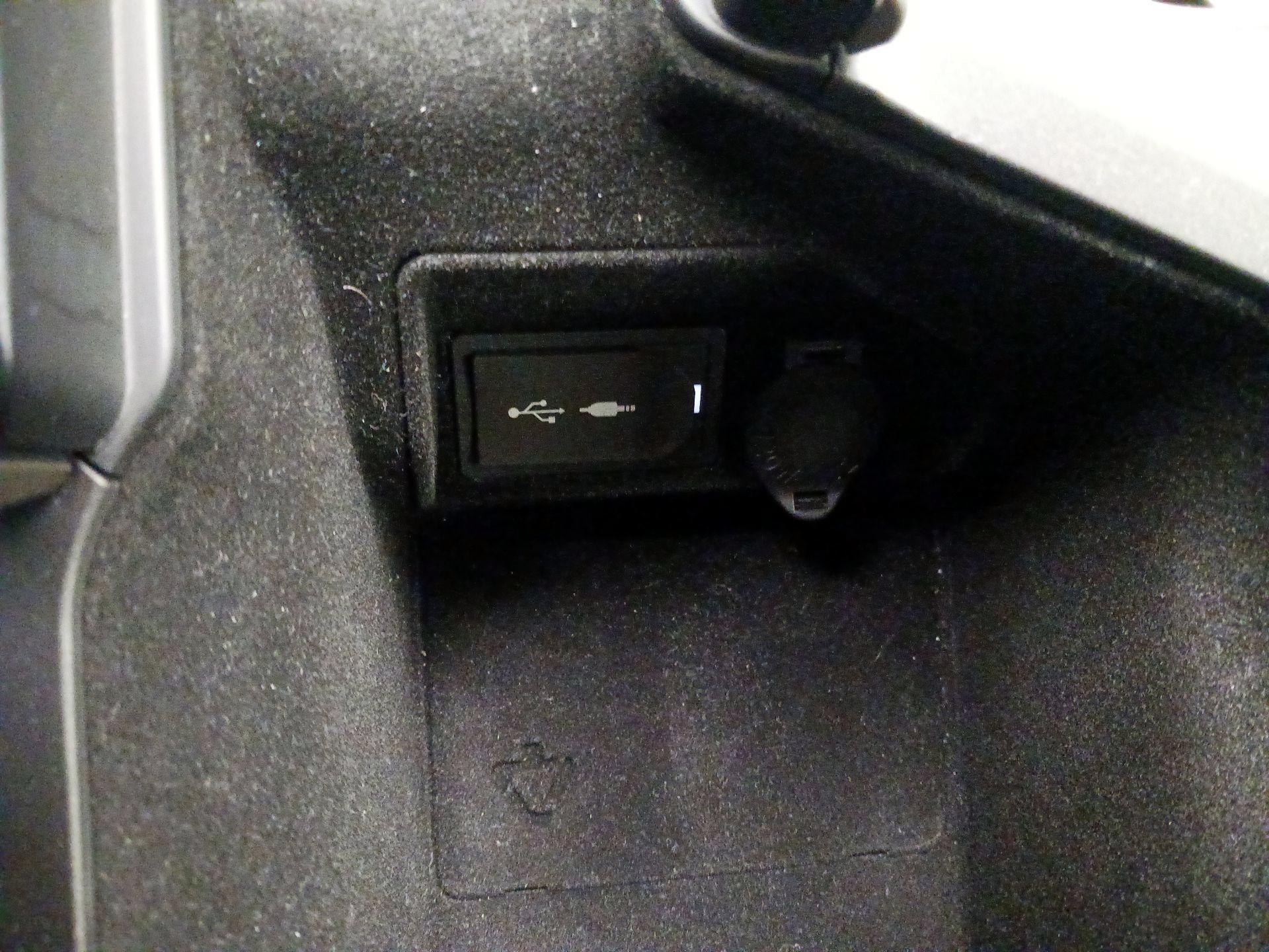 Thumbnail: 2015 Lexus RC - 19