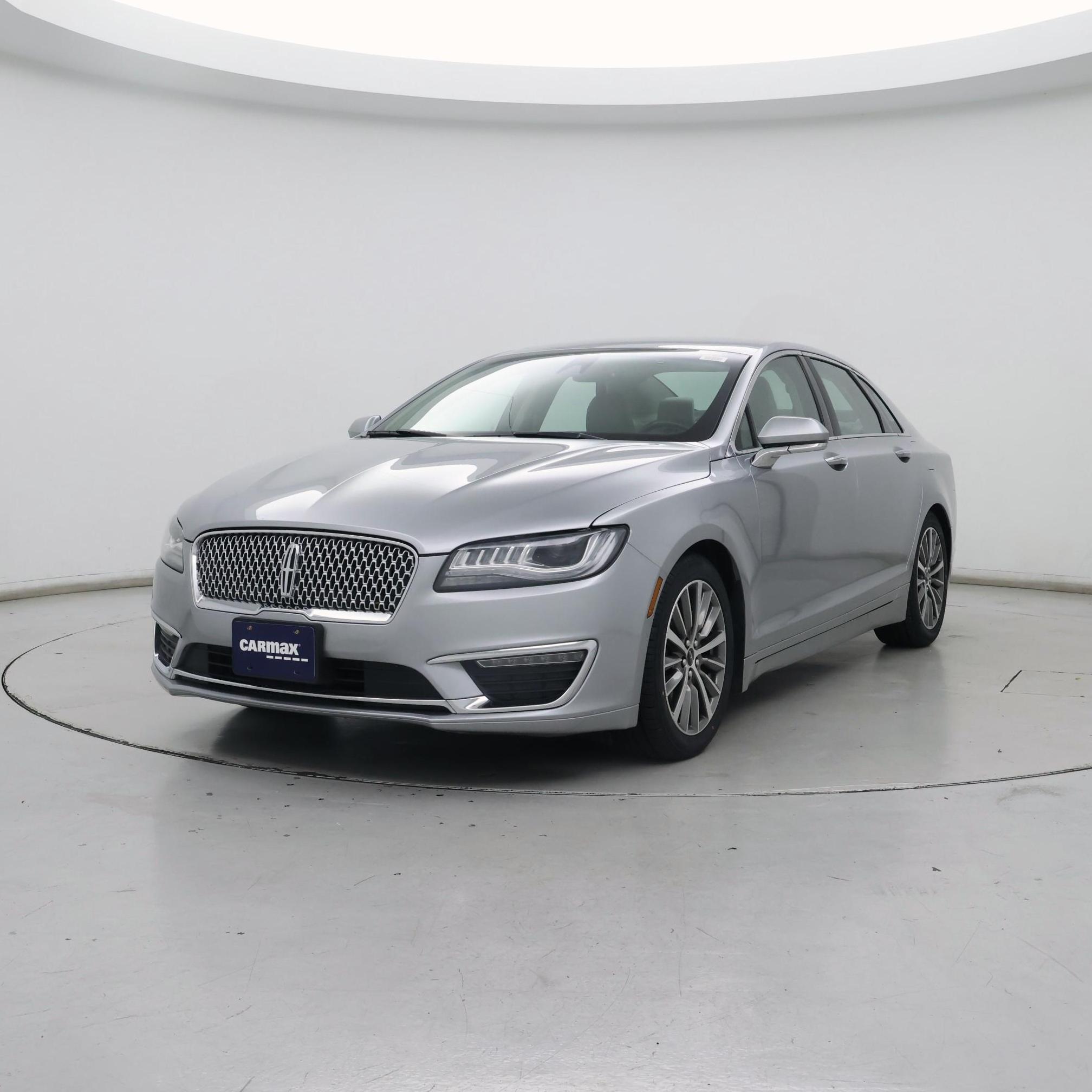 Thumbnail: 2020 Lincoln MKZ - 4