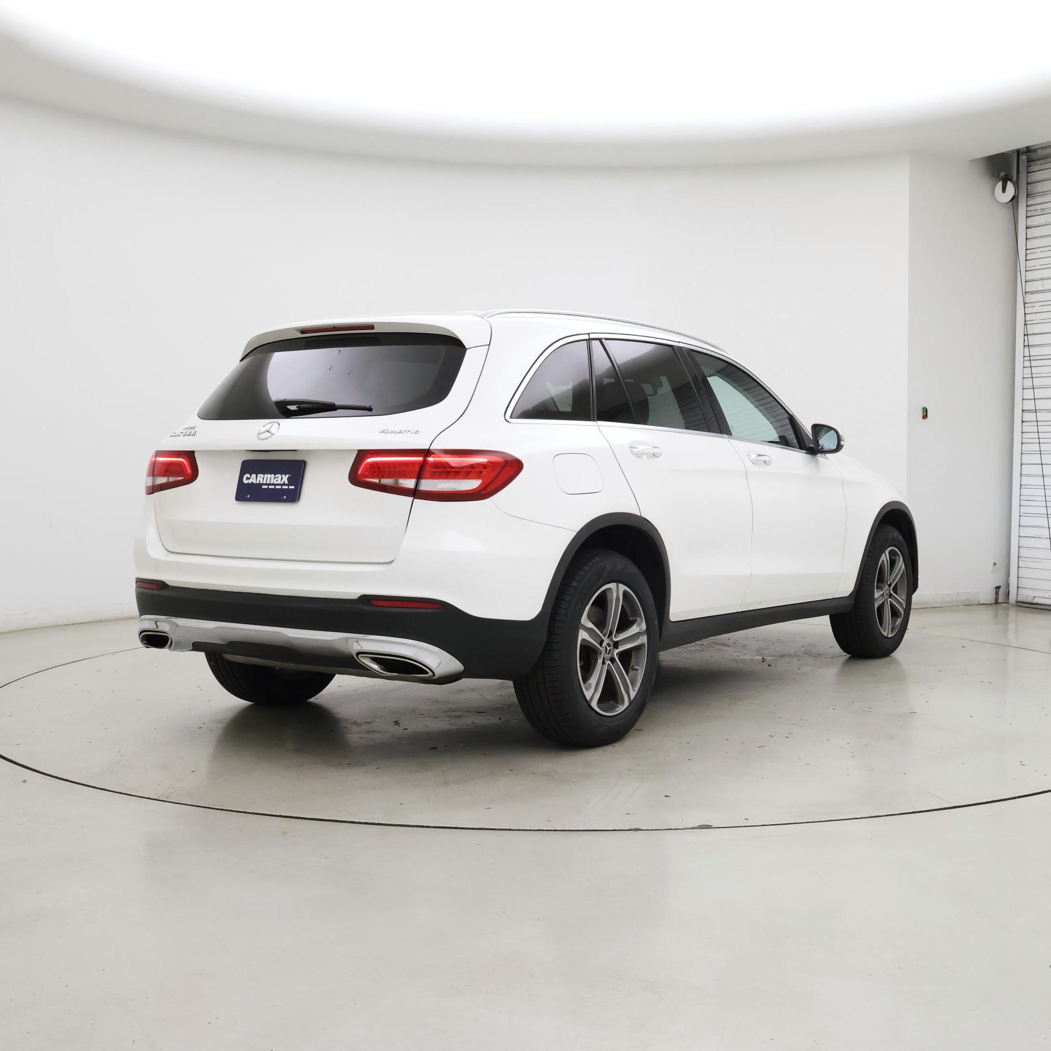 Thumbnail: 2017 Mercedes-Benz GLC - 8