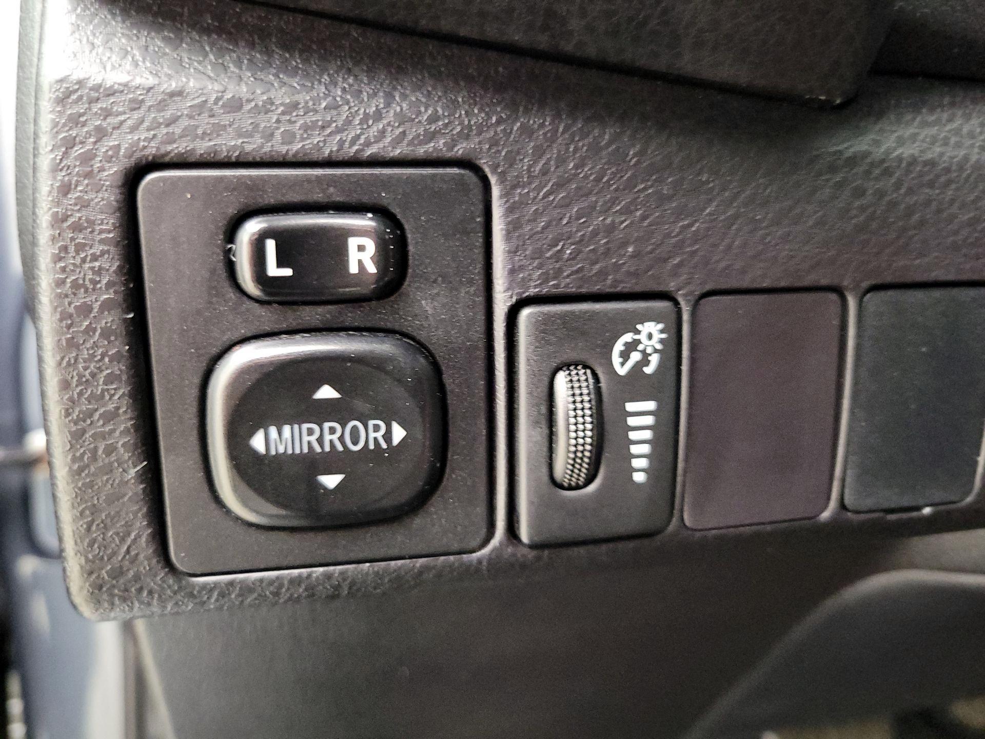 Thumbnail: 2016 Toyota Corolla - 13