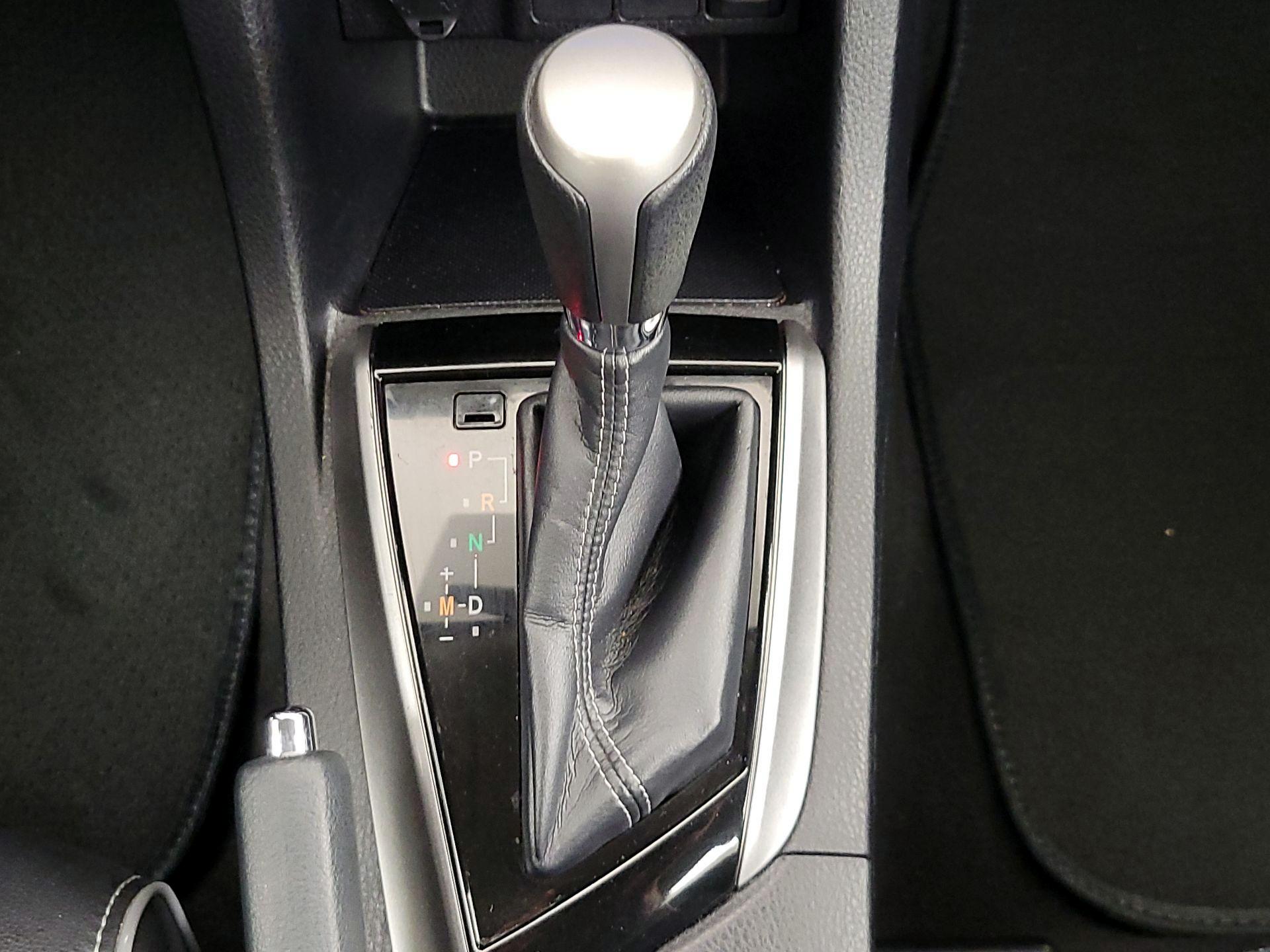 Thumbnail: 2016 Toyota Corolla - 17