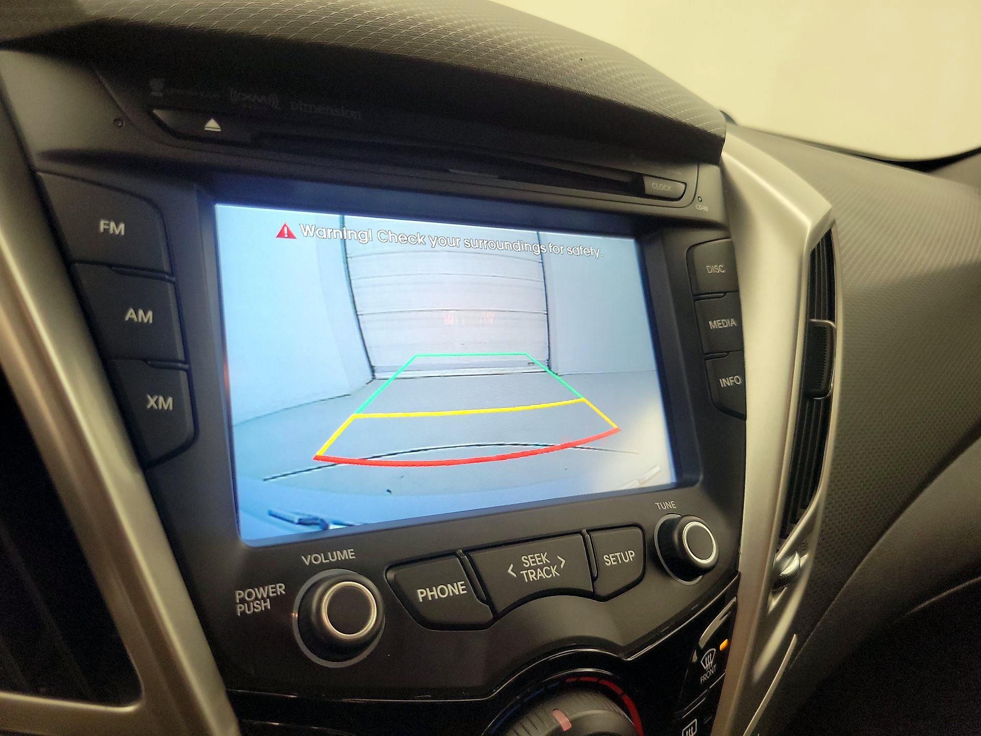 Thumbnail: 2015 Hyundai Veloster - 14