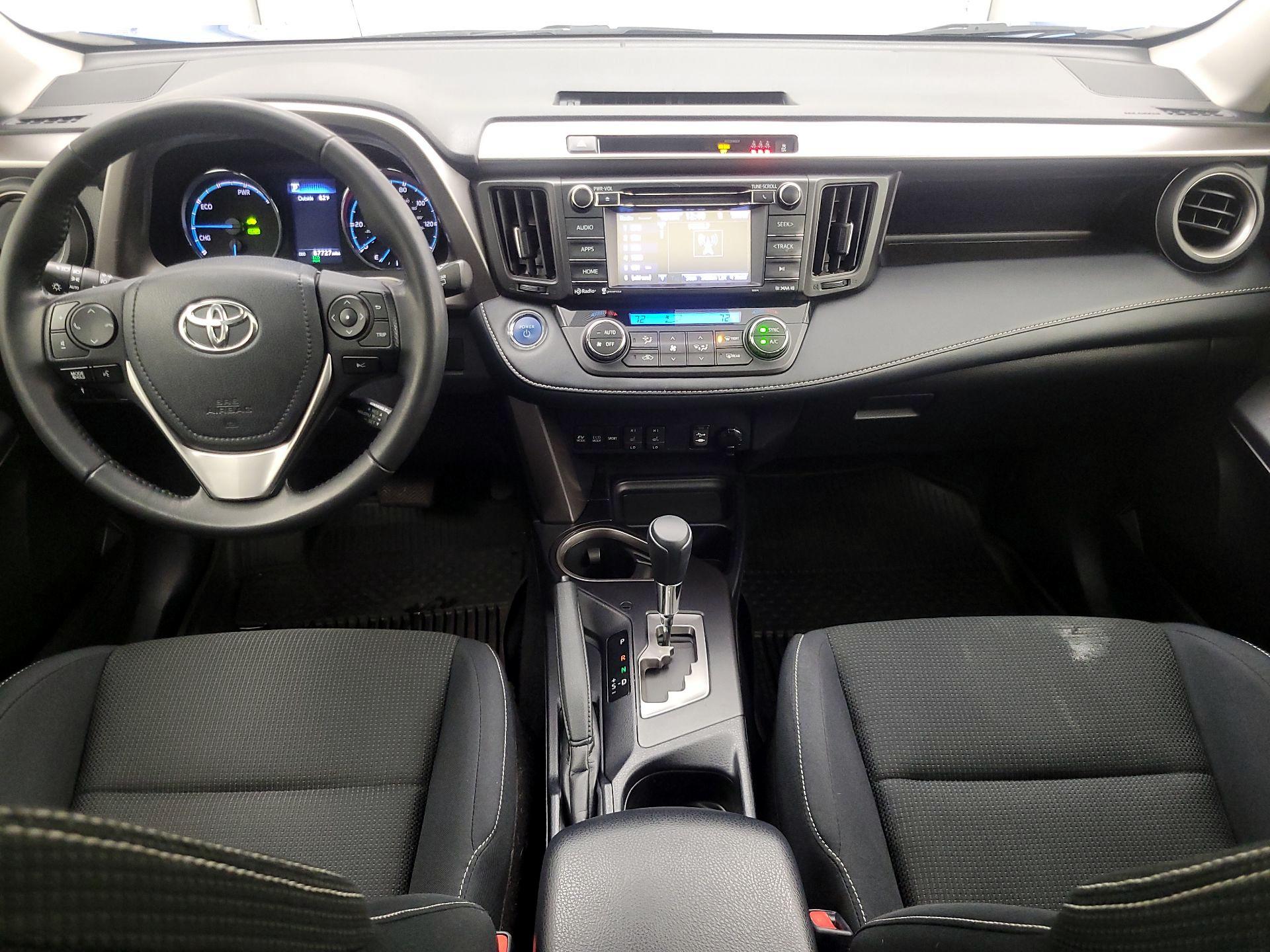 Thumbnail: 2018 Toyota RAV4 - 9