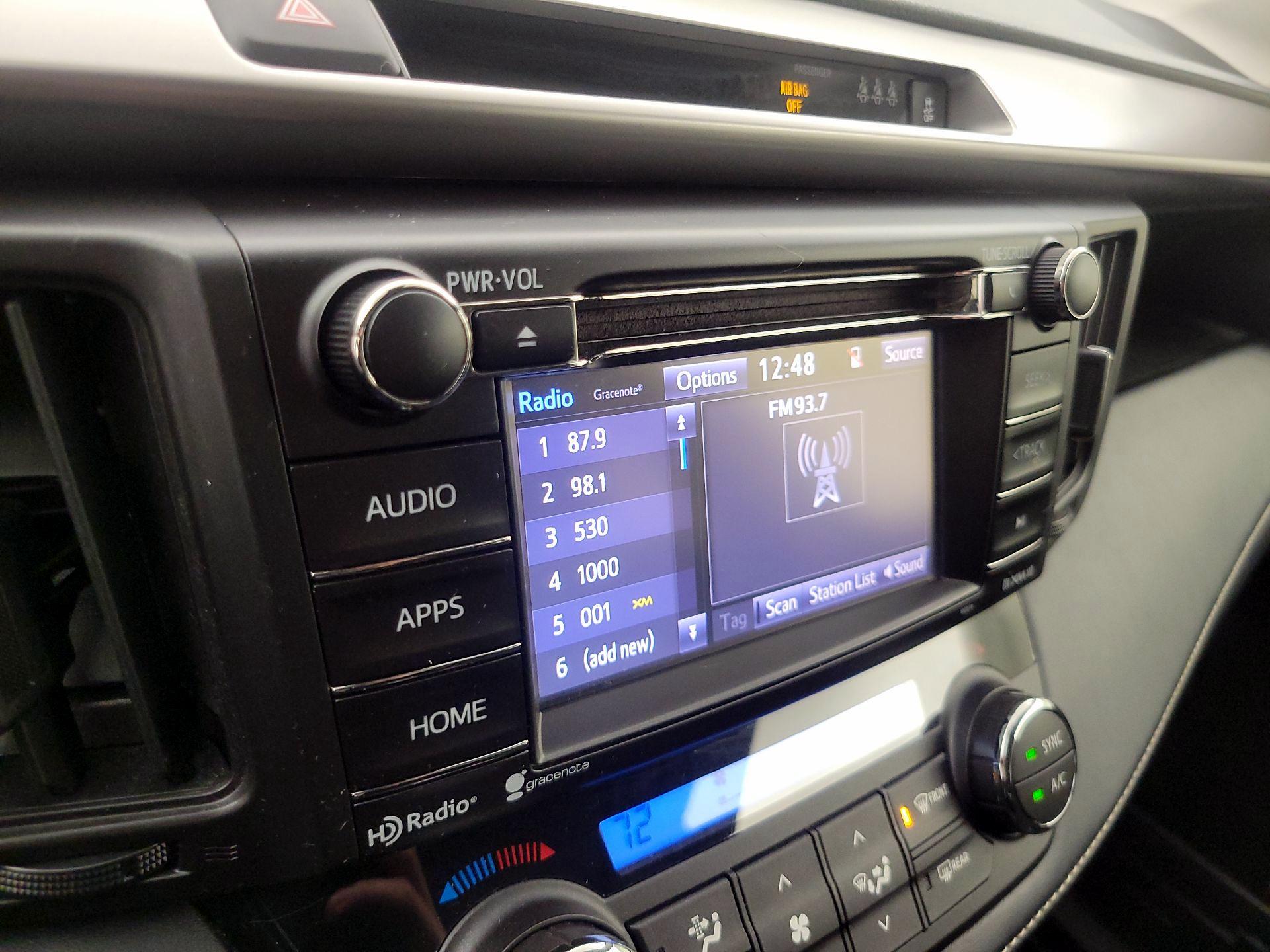 Thumbnail: 2018 Toyota RAV4 - 15