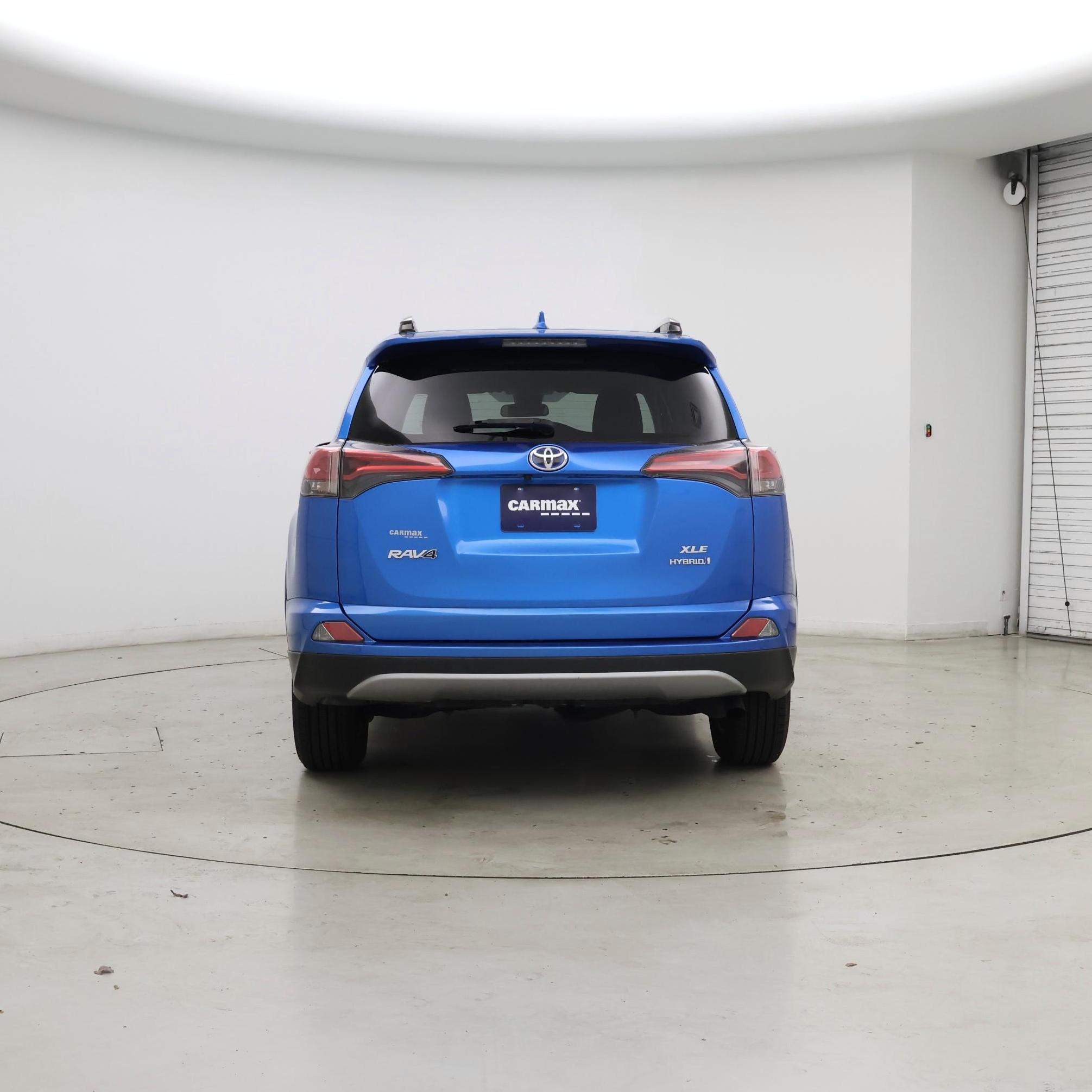 Thumbnail: 2018 Toyota RAV4 - 6