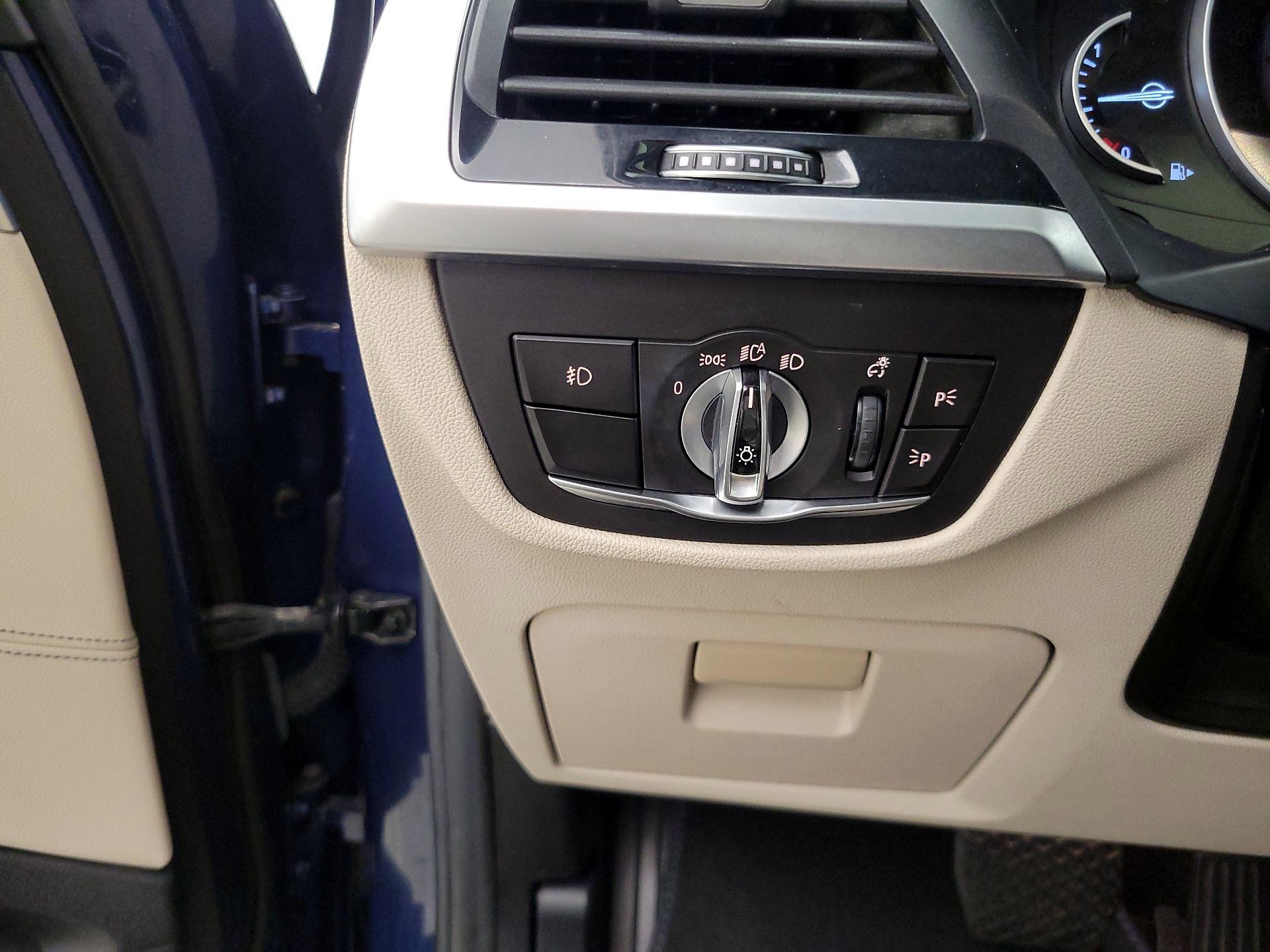 Thumbnail: 2018 BMW X3 - 13