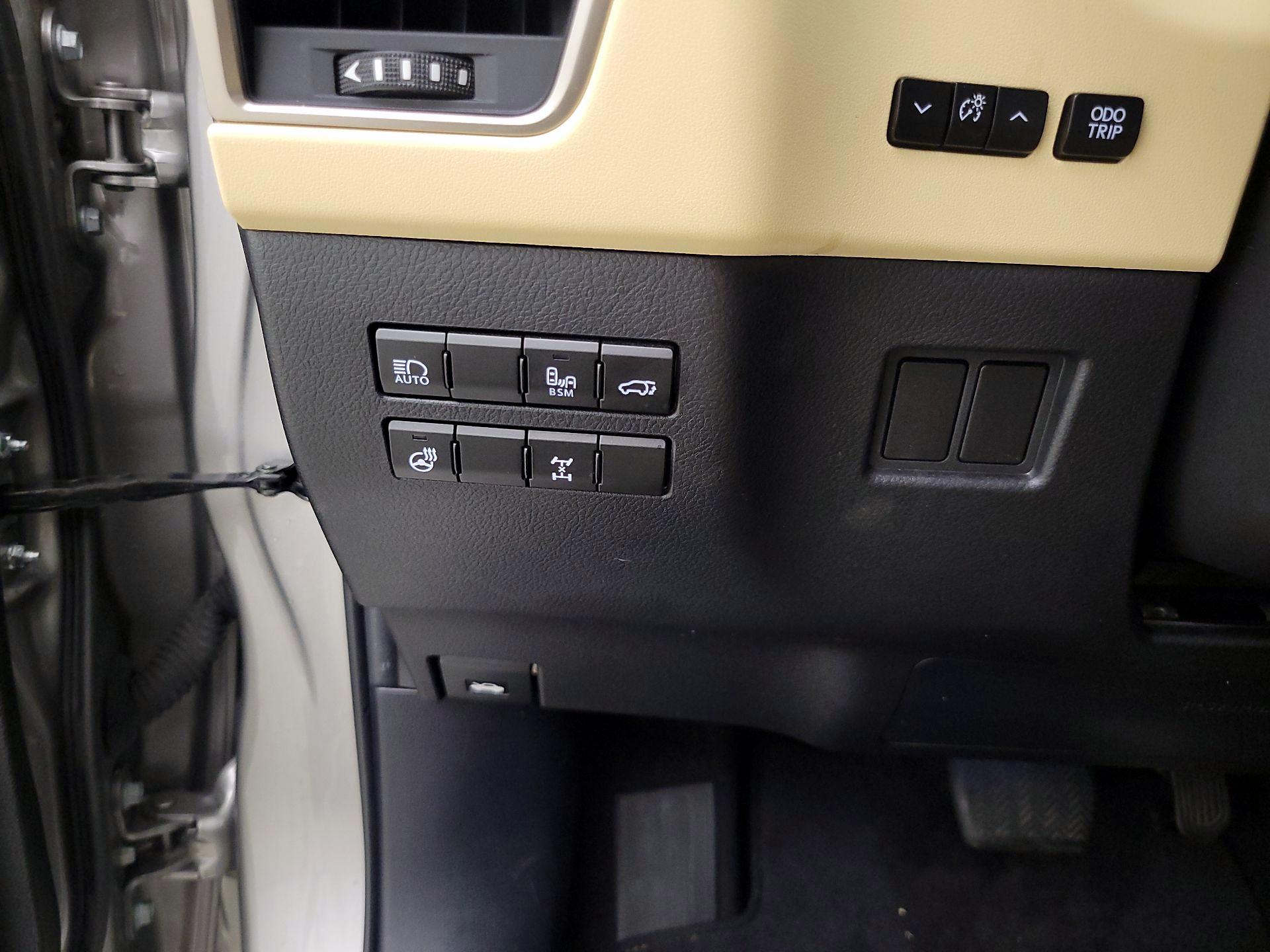 Thumbnail: 2020 Lexus NX - 13