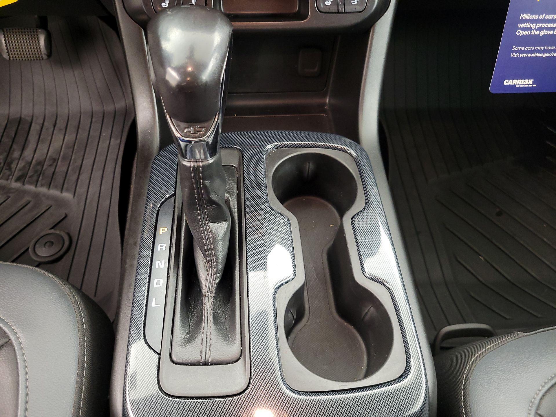 Thumbnail: 2022 Chevrolet Colorado - 18