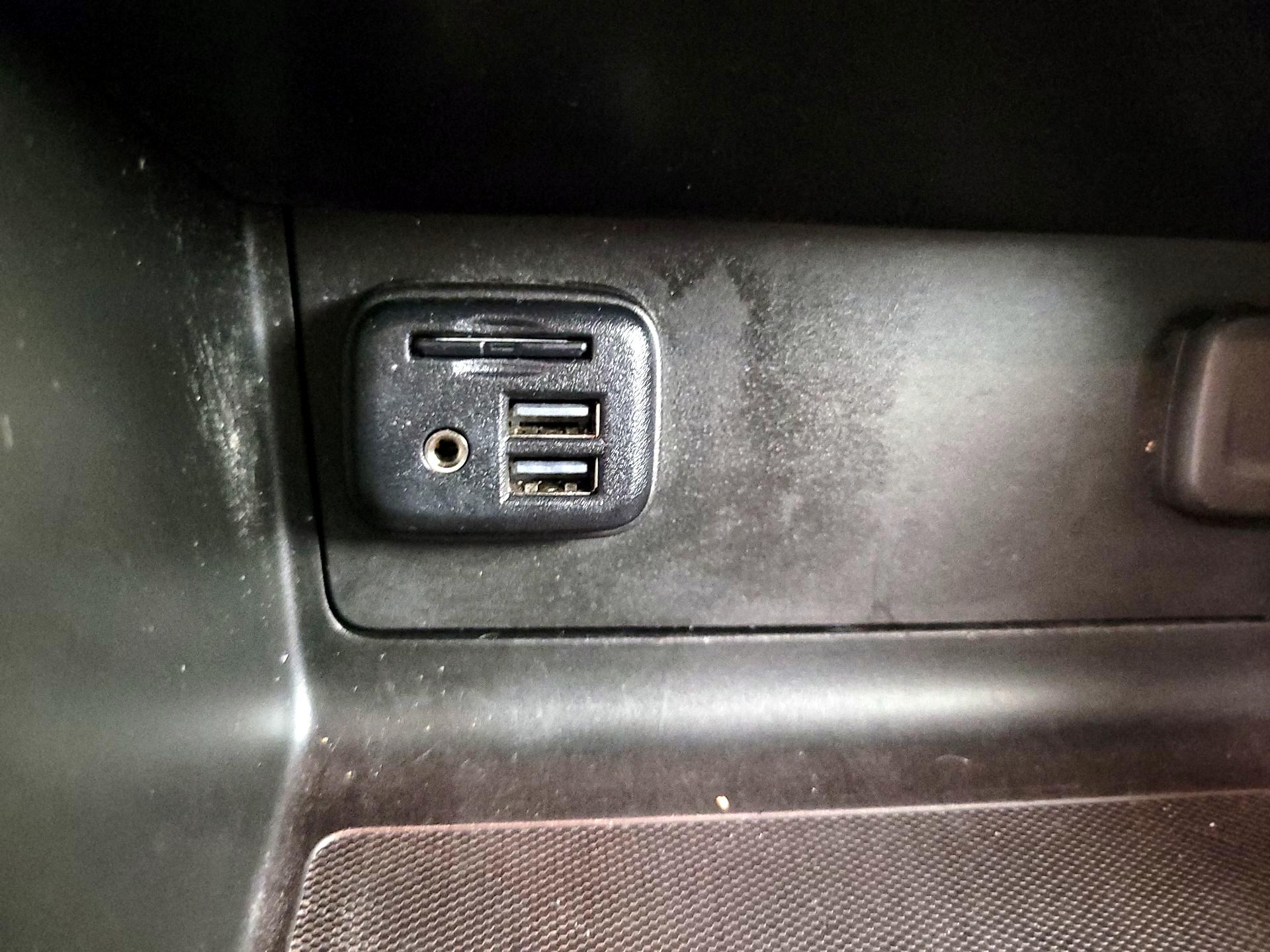 Thumbnail: 2022 Chevrolet Colorado - 19