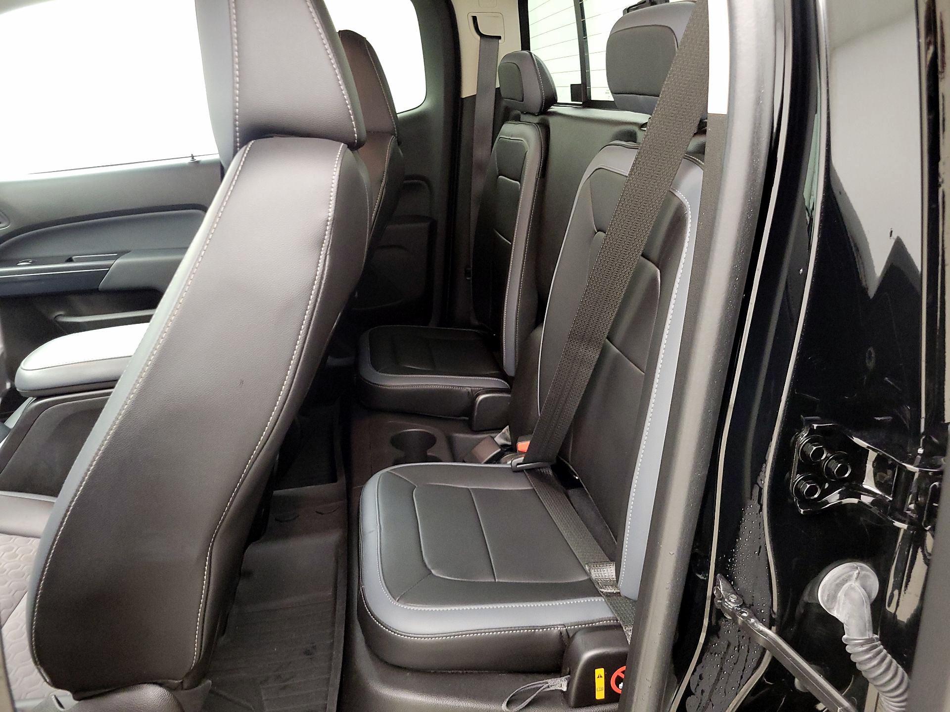 Thumbnail: 2022 Chevrolet Colorado - 20