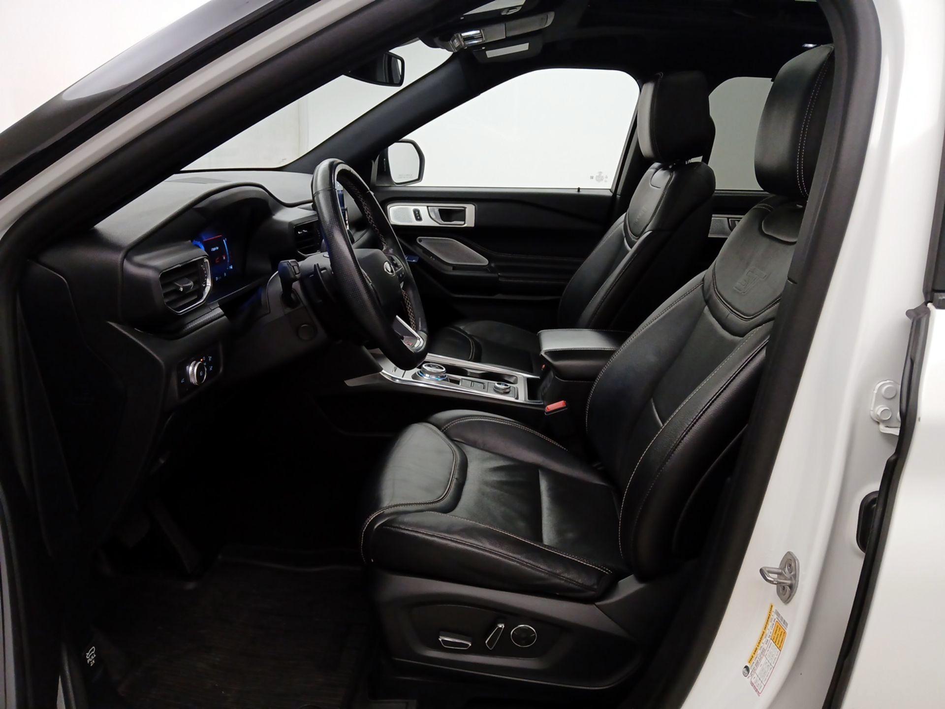 Thumbnail: 2020 Ford Explorer - 11