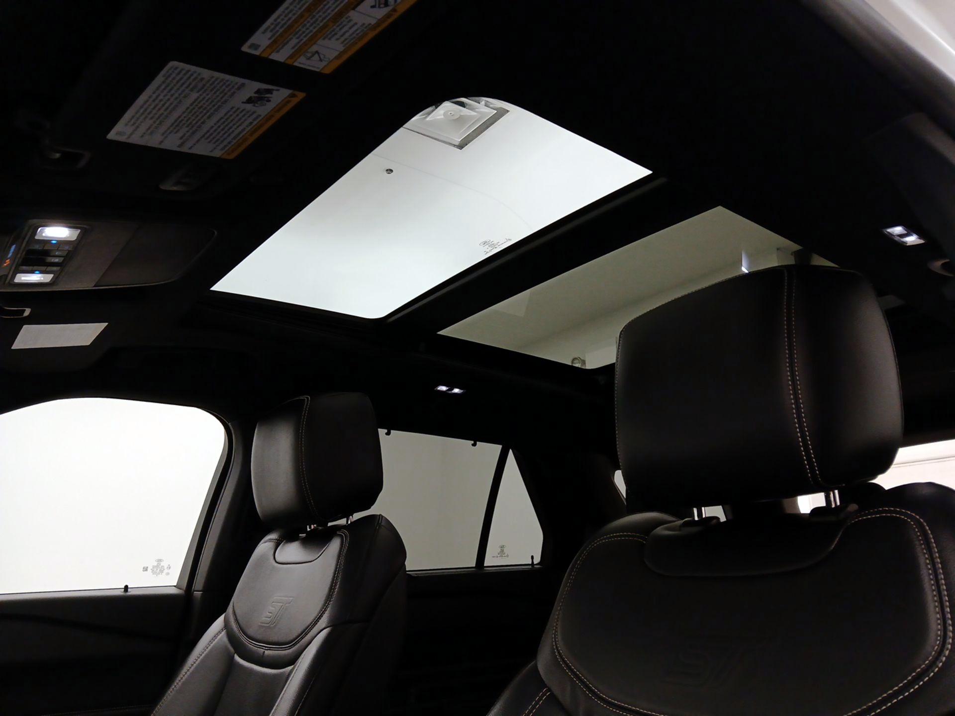 Thumbnail: 2020 Ford Explorer - 20