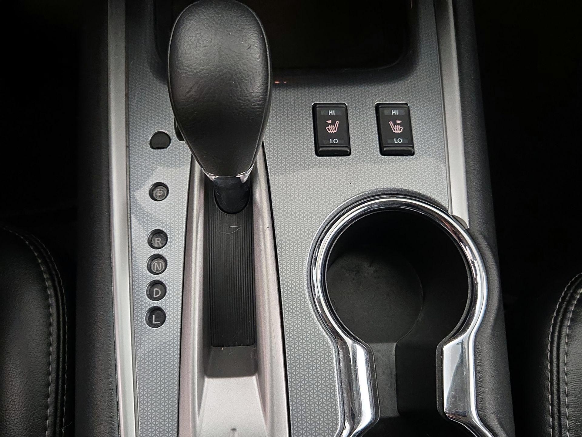 Thumbnail: 2020 Nissan Pathfinder - 17