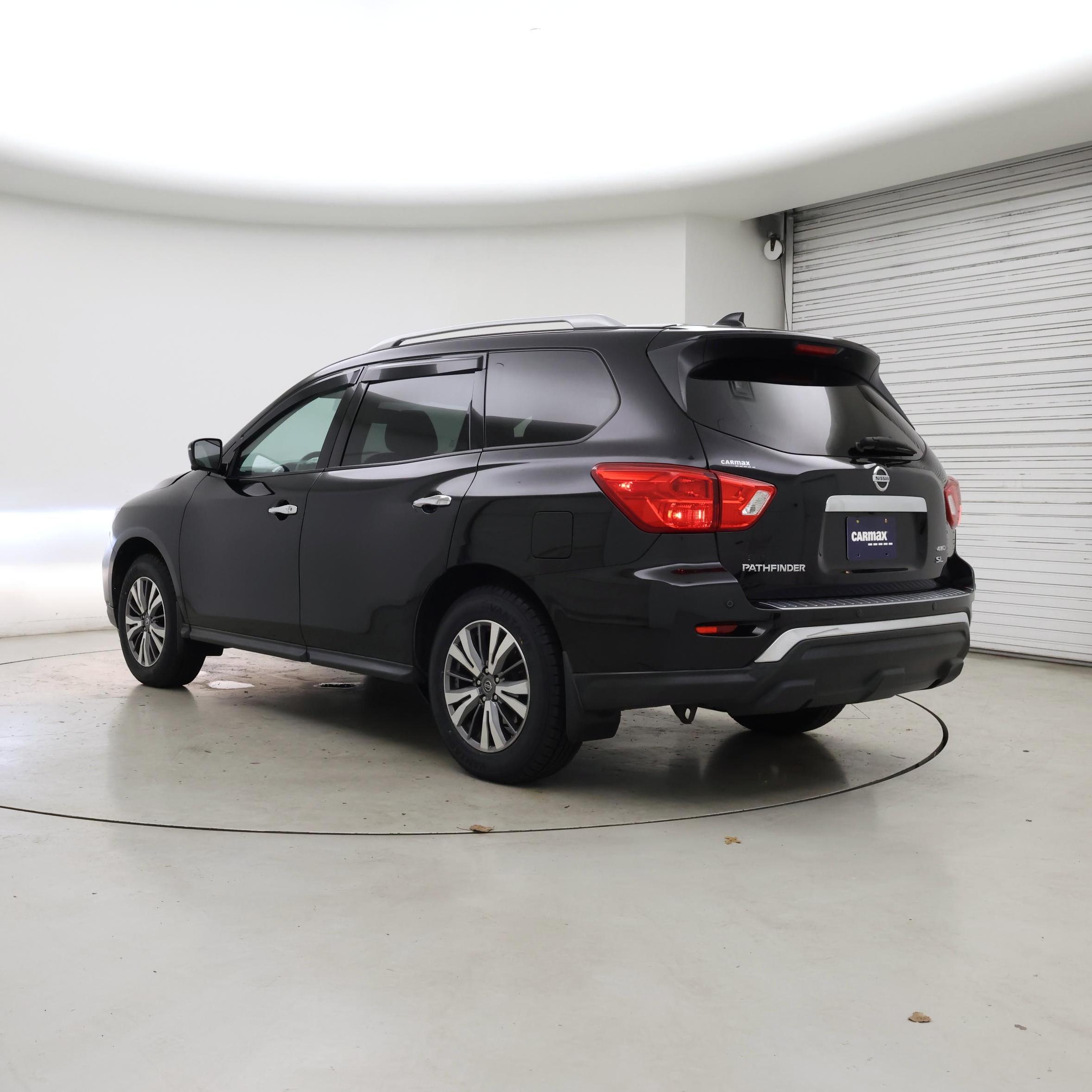 Thumbnail: 2020 Nissan Pathfinder - 2