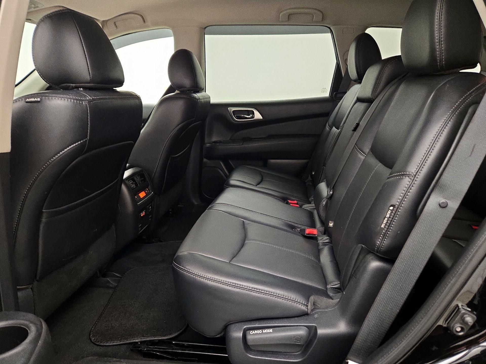 Thumbnail: 2020 Nissan Pathfinder - 19