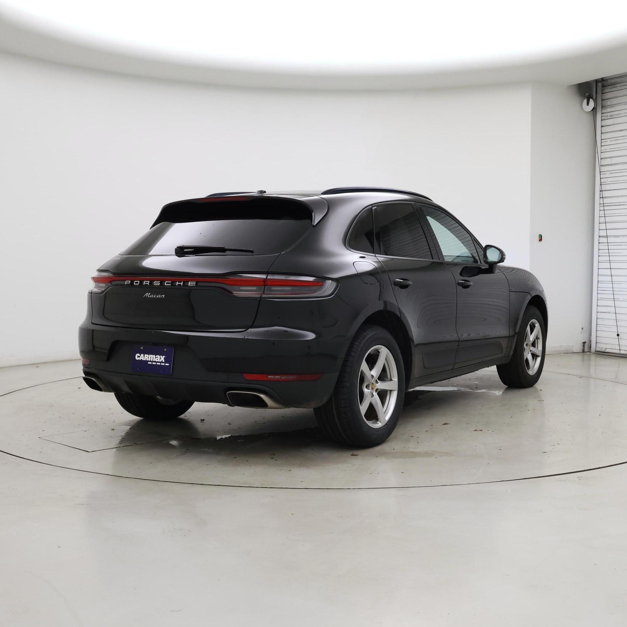 Thumbnail: 2021 Porsche Macan - 8