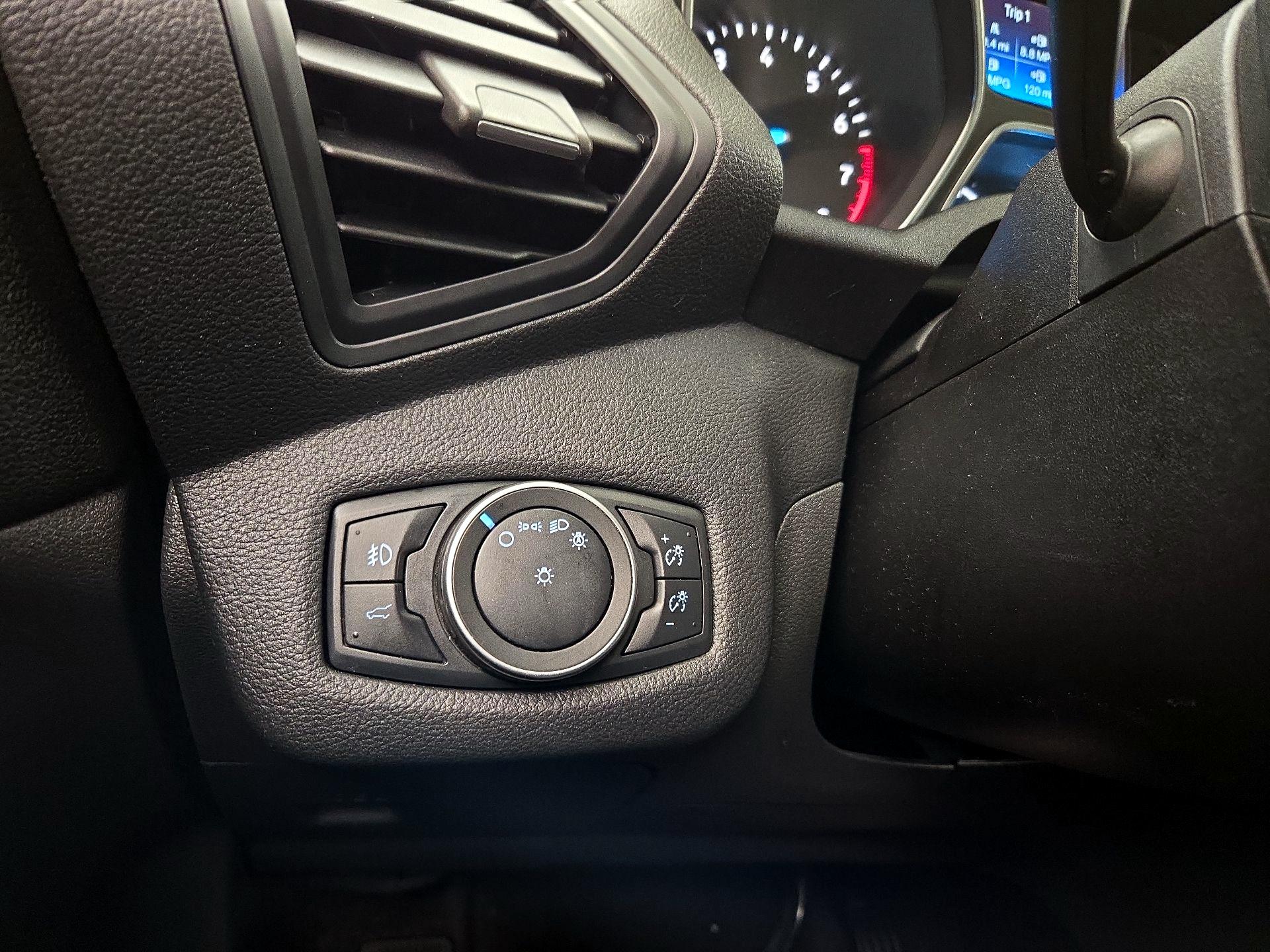 Thumbnail: 2019 Ford Escape - 13