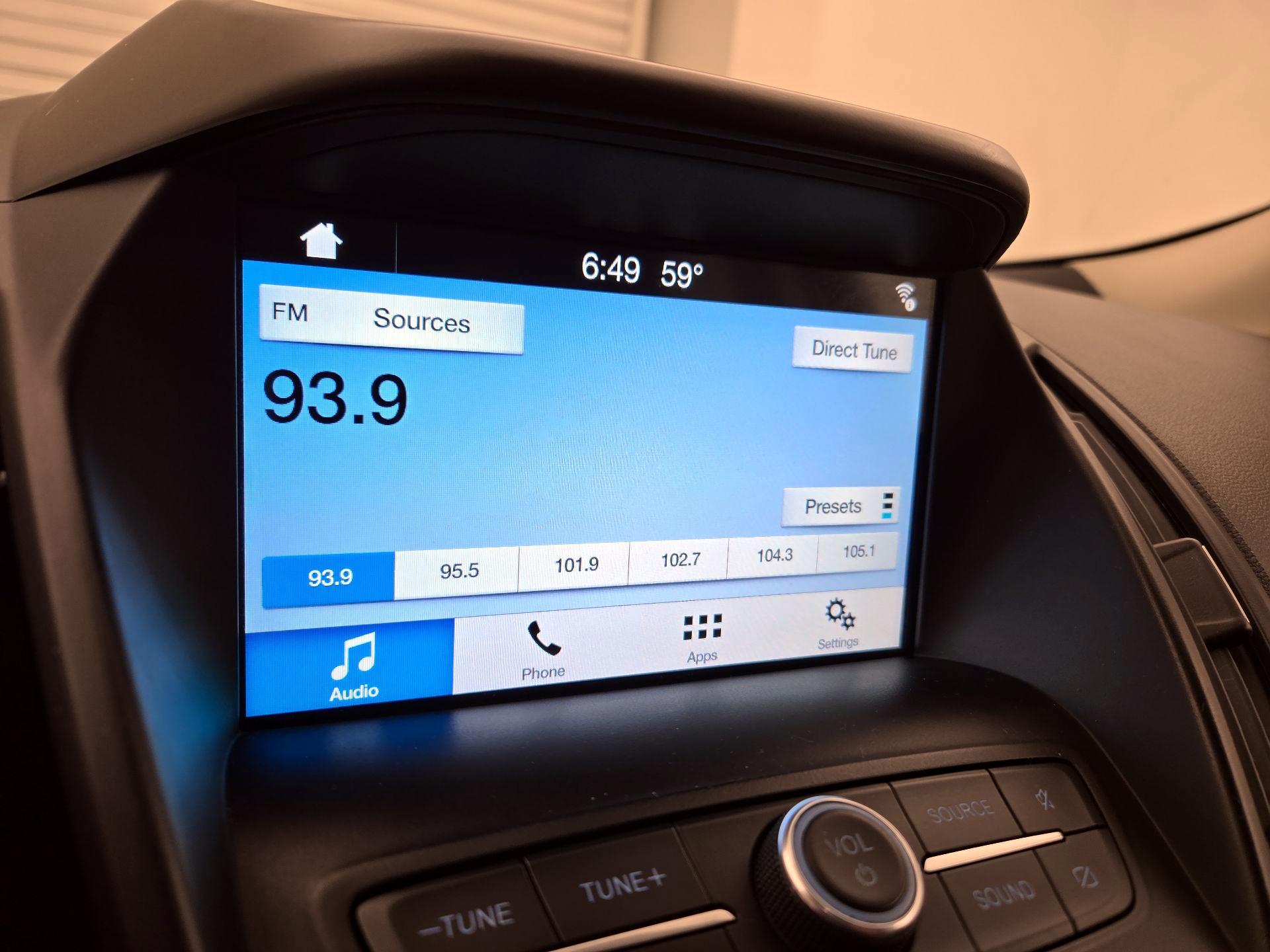 Thumbnail: 2019 Ford Escape - 15