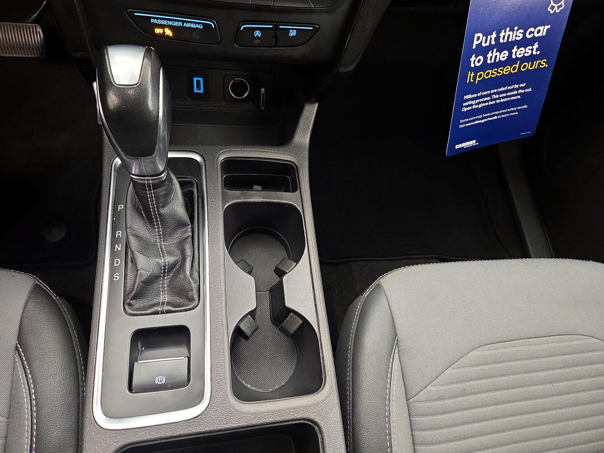 Thumbnail: 2019 Ford Escape - 17