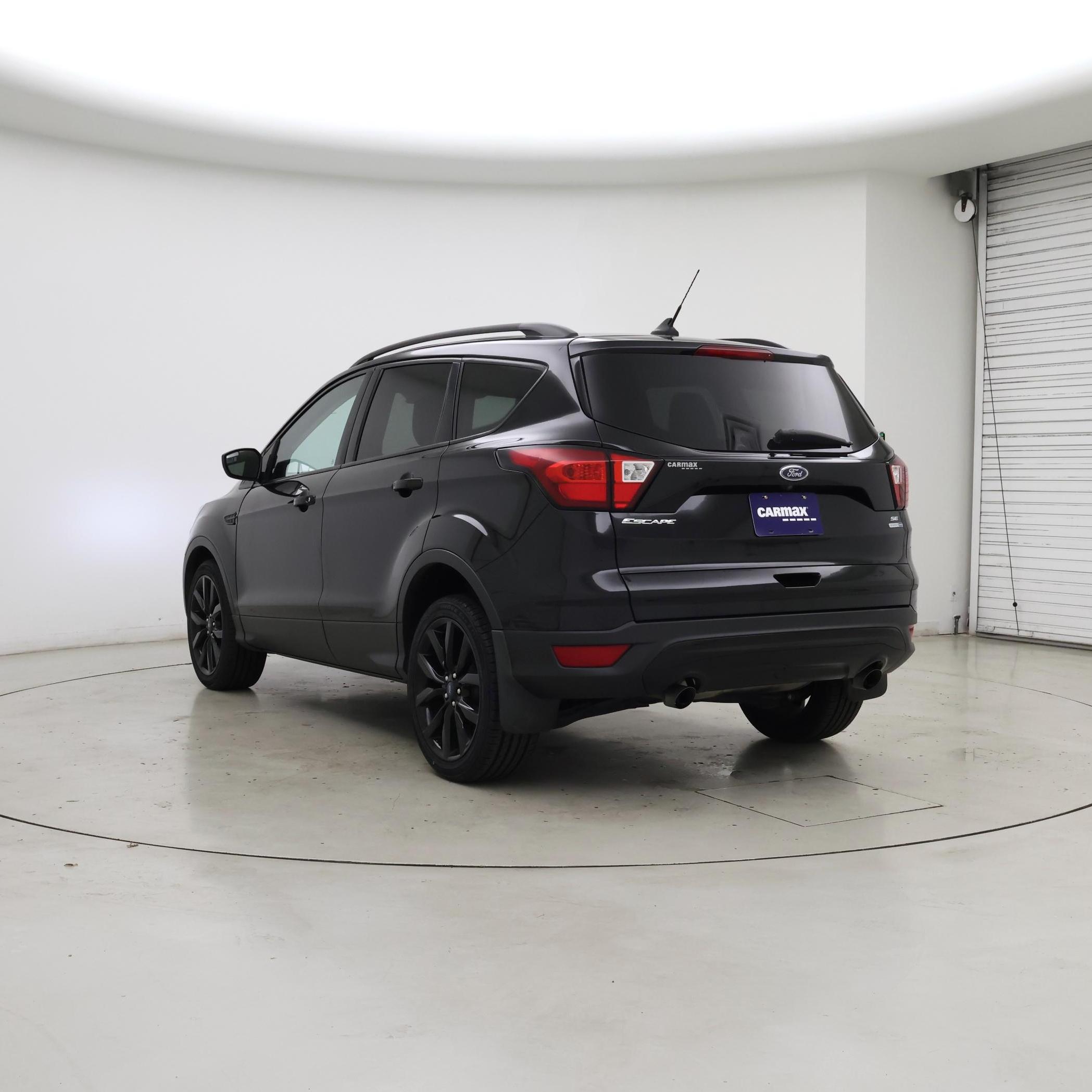 Thumbnail: 2019 Ford Escape - 2