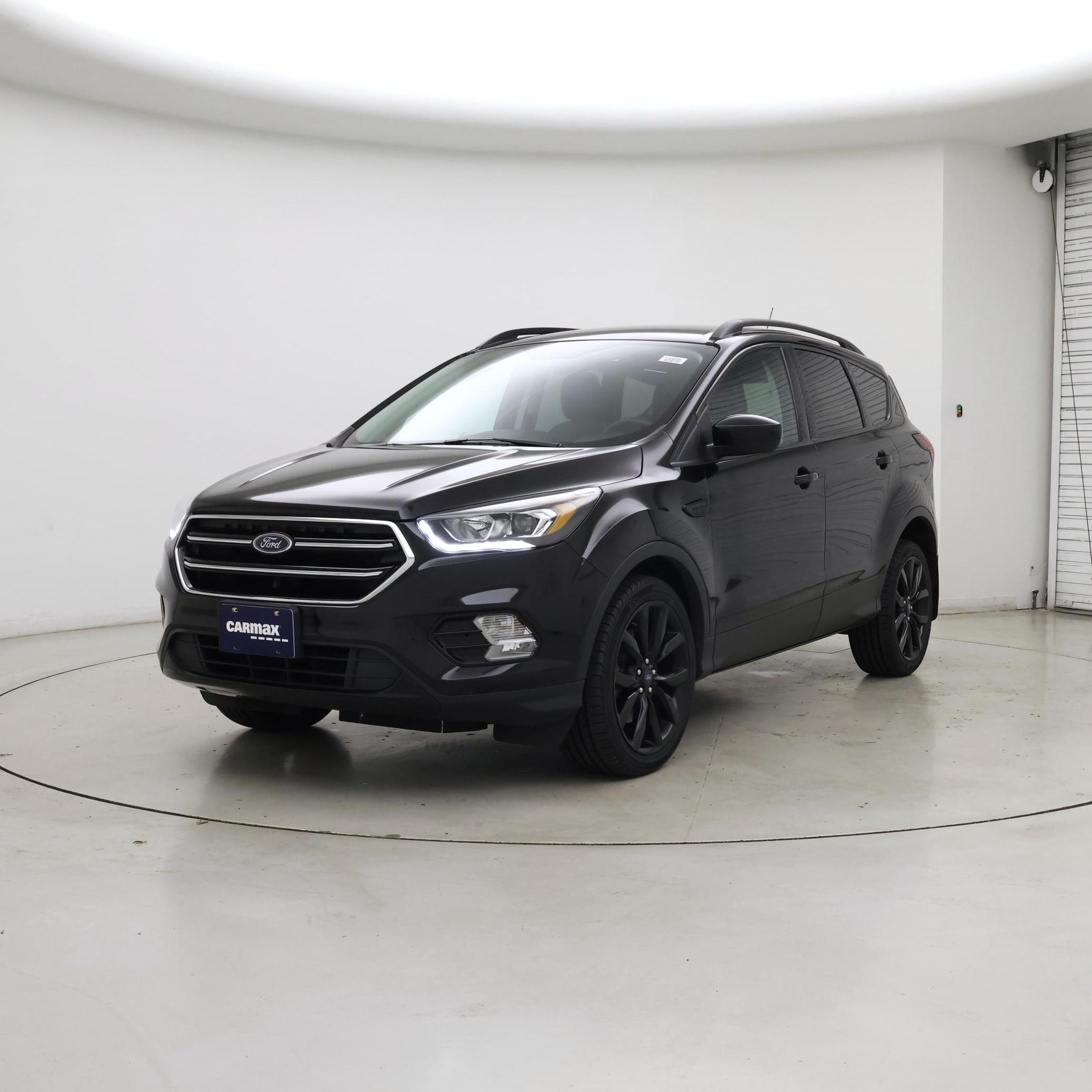Thumbnail: 2019 Ford Escape - 4