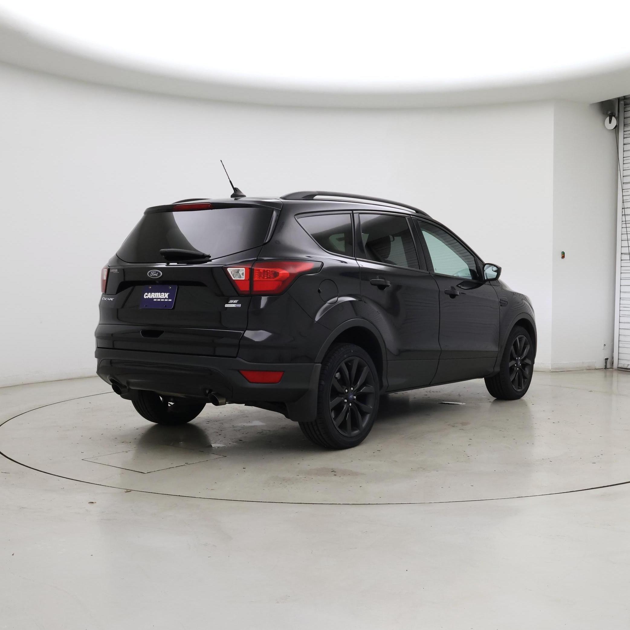 Thumbnail: 2019 Ford Escape - 8