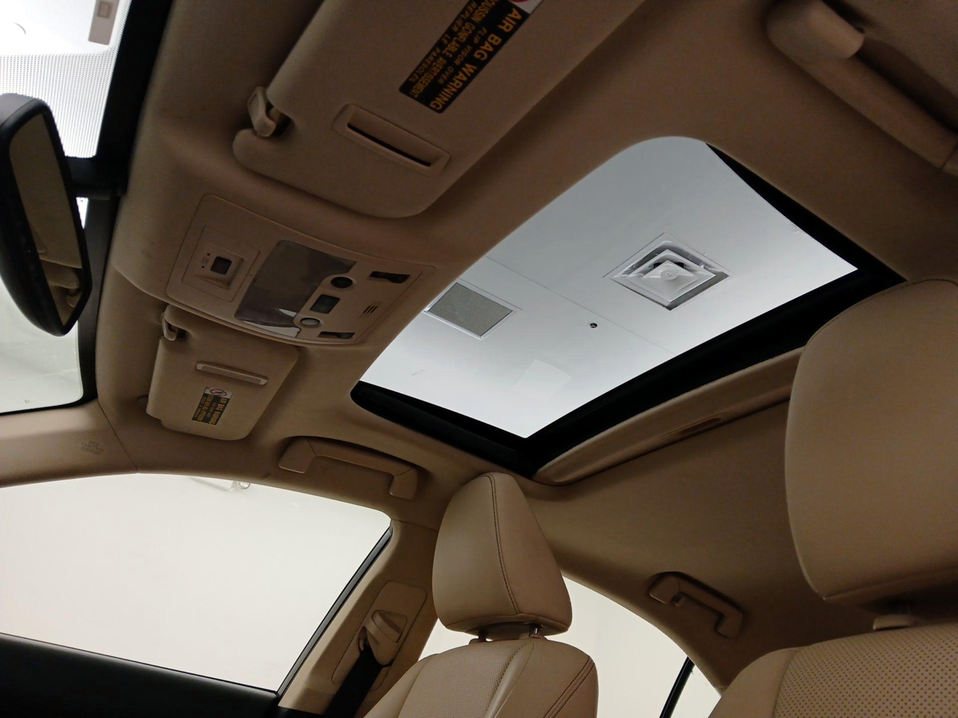 Thumbnail: 2014 Lexus IS - 19