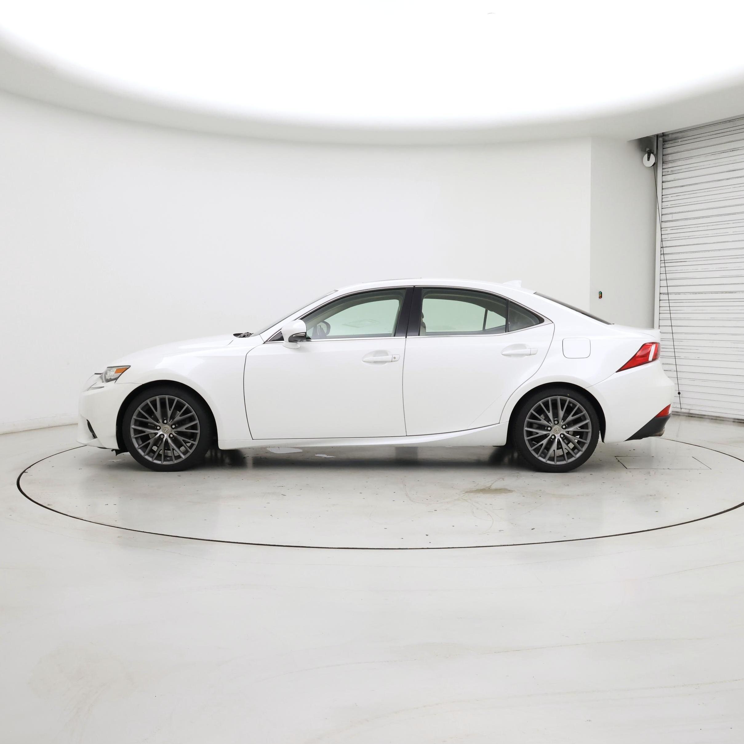 Thumbnail: 2014 Lexus IS - 3