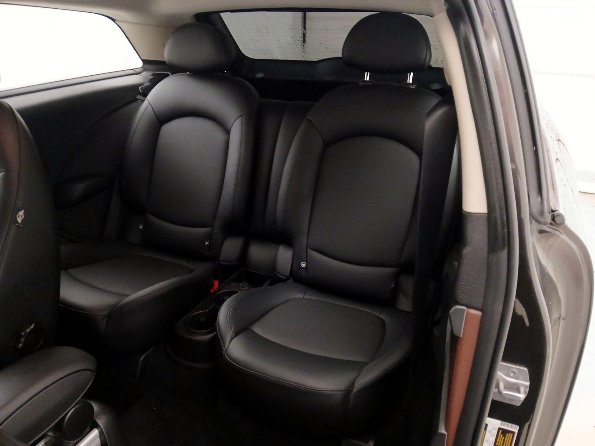 Thumbnail: 2015 MINI Cooper Paceman - 17