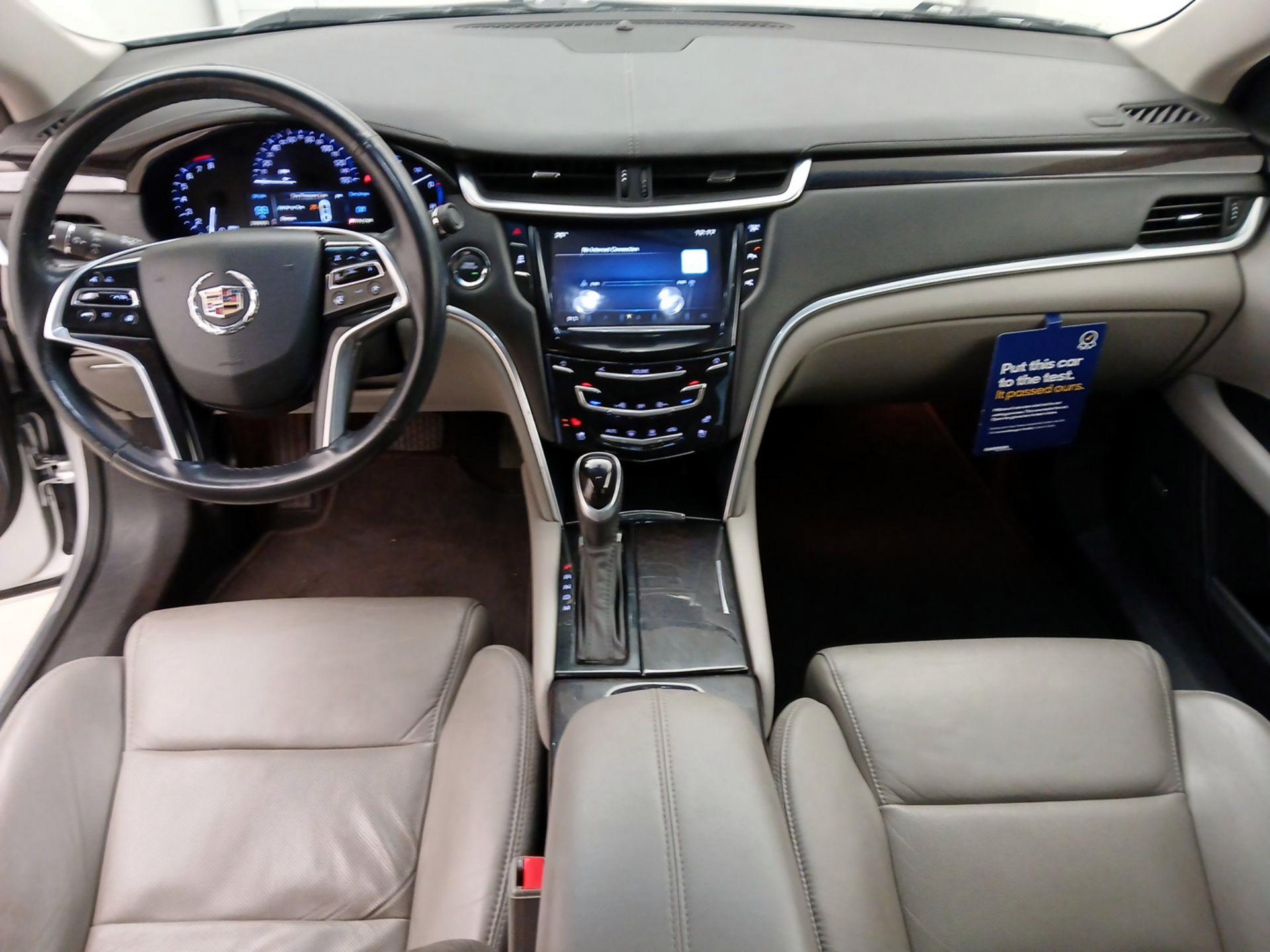 Thumbnail: 2015 Cadillac XTS - 9