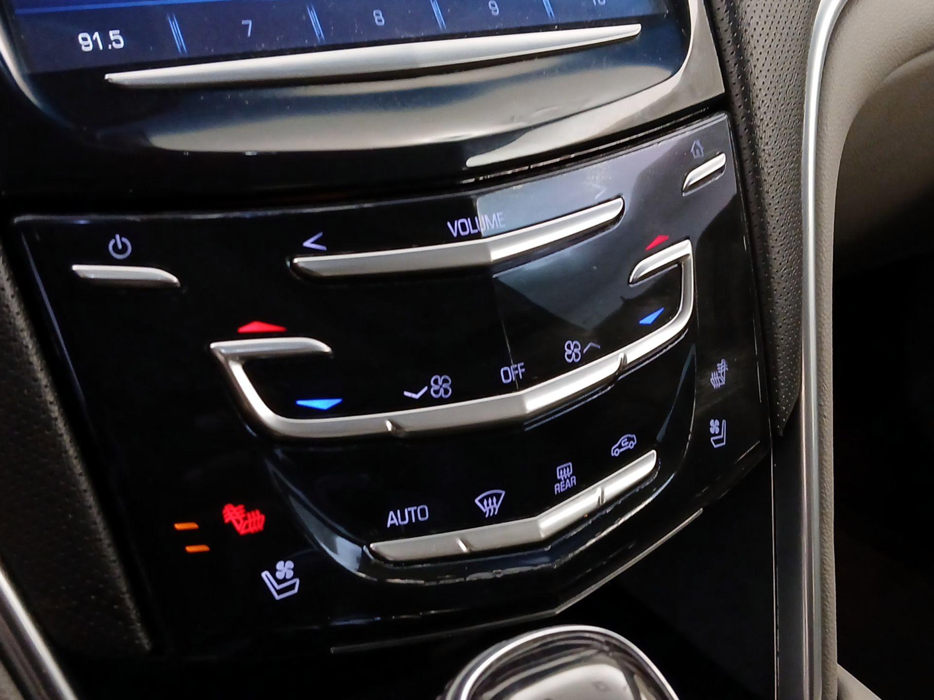 Thumbnail: 2015 Cadillac XTS - 16