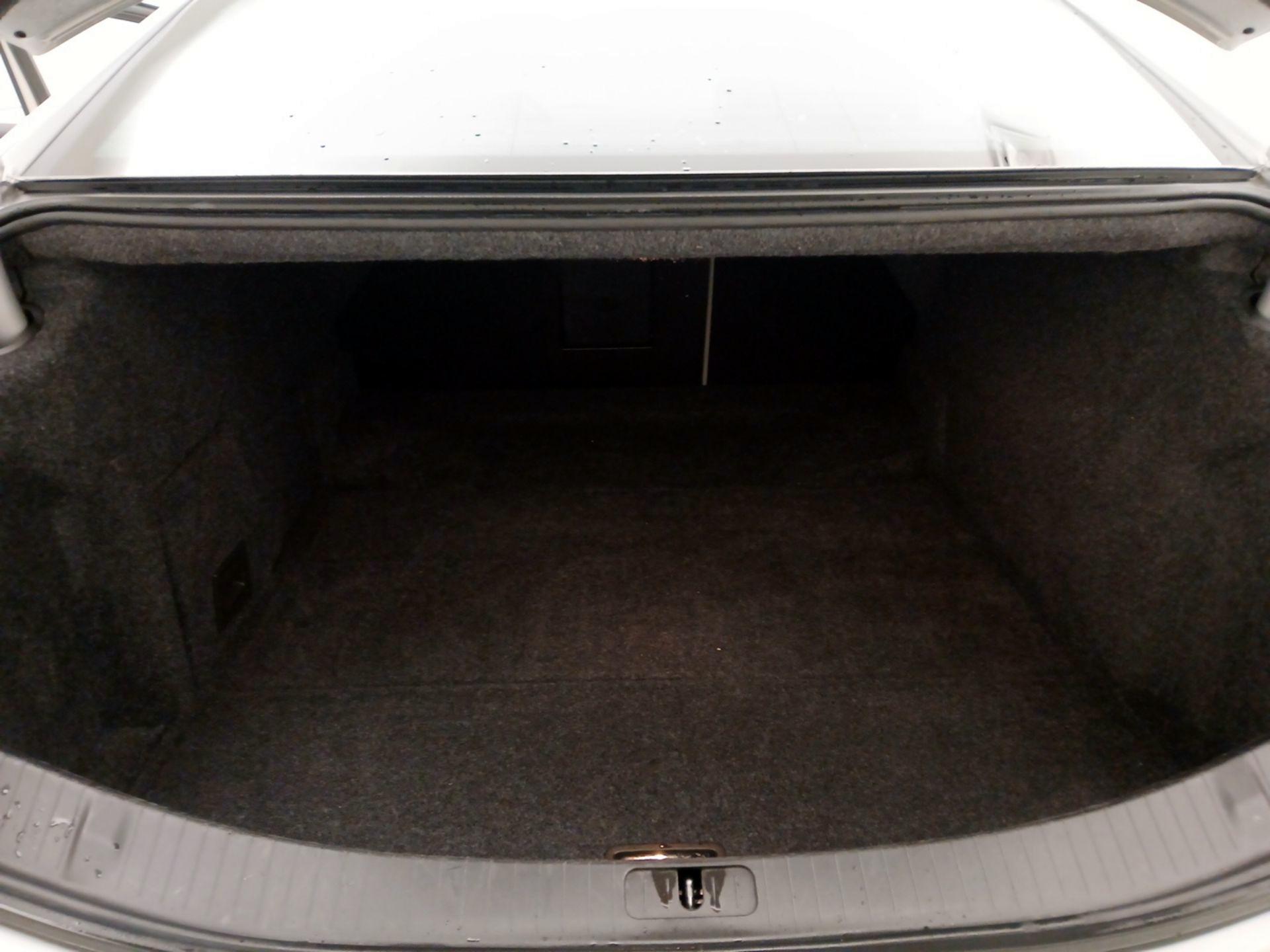 Thumbnail: 2015 Cadillac XTS - 20