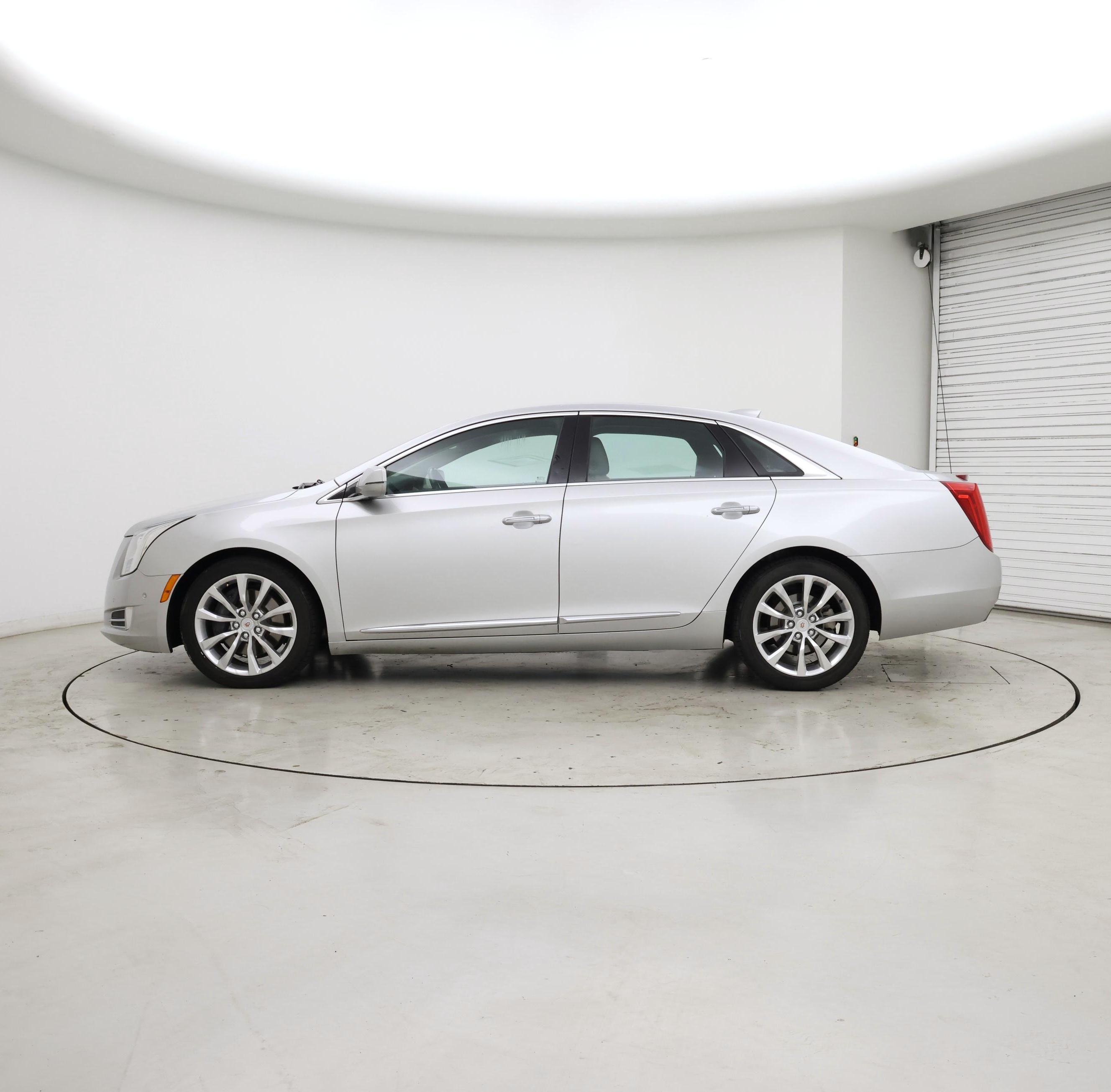 Thumbnail: 2015 Cadillac XTS - 3