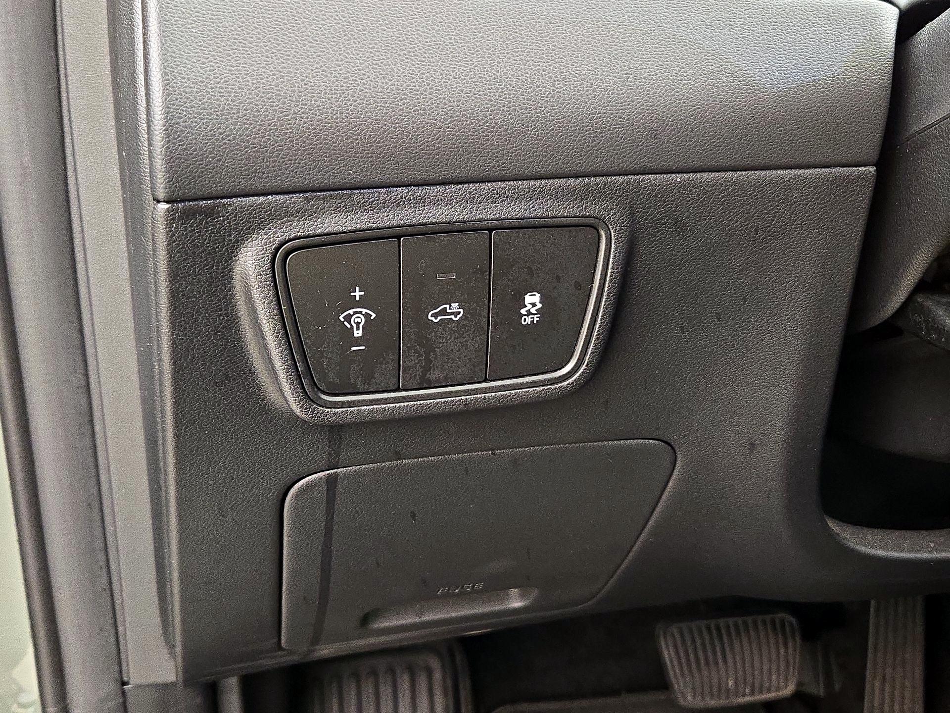 Thumbnail: 2022 Hyundai Santa Cruz - 13