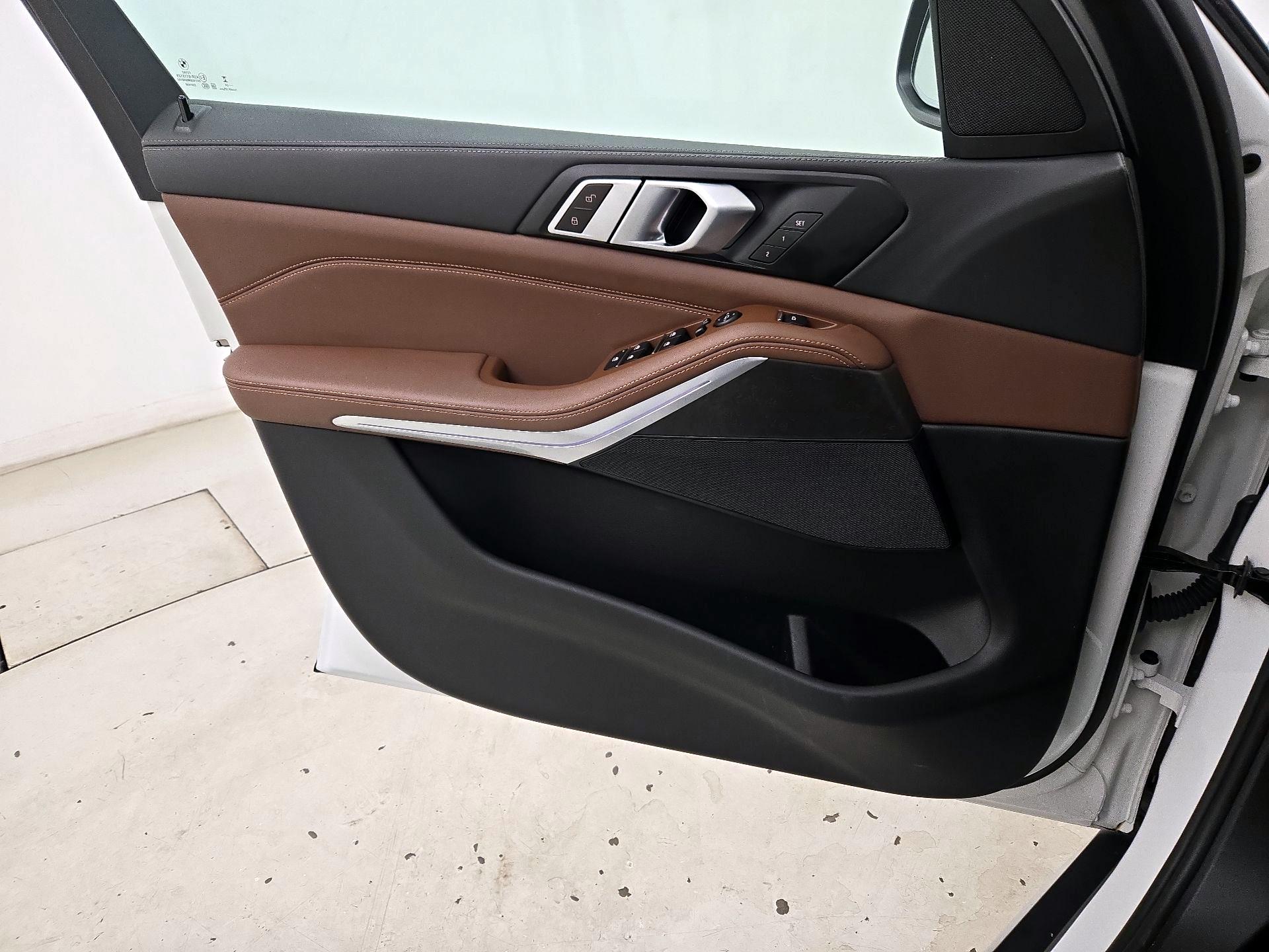 Thumbnail: 2025 BMW X5 - 12