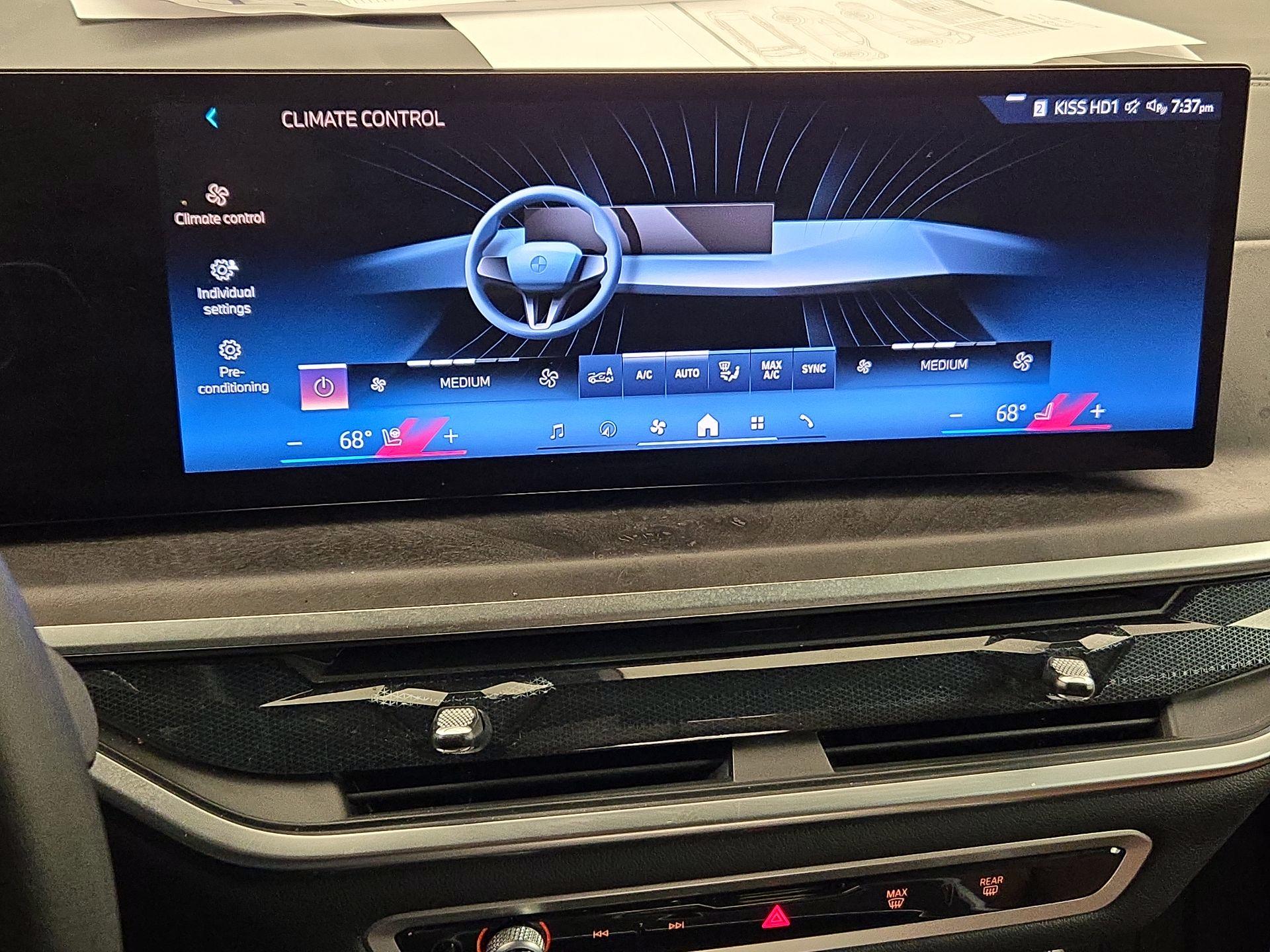 Thumbnail: 2025 BMW X5 - 17