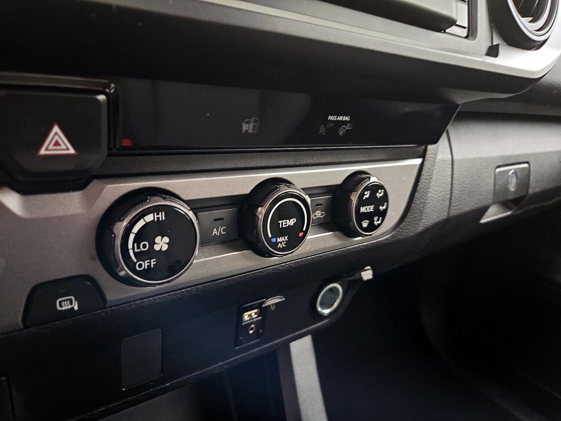 Thumbnail: 2018 Toyota Tacoma - 16