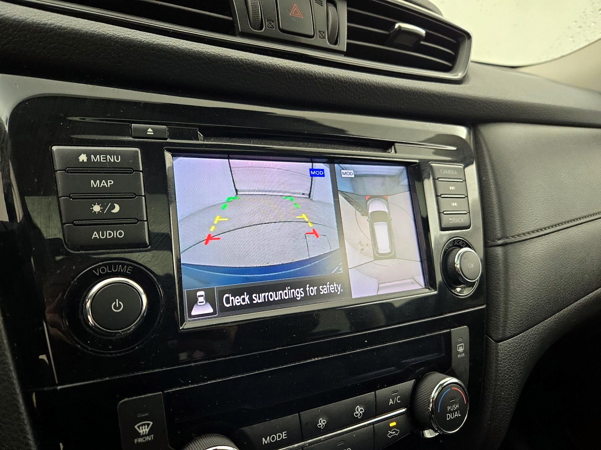 Thumbnail: 2019 Nissan Rogue - 15