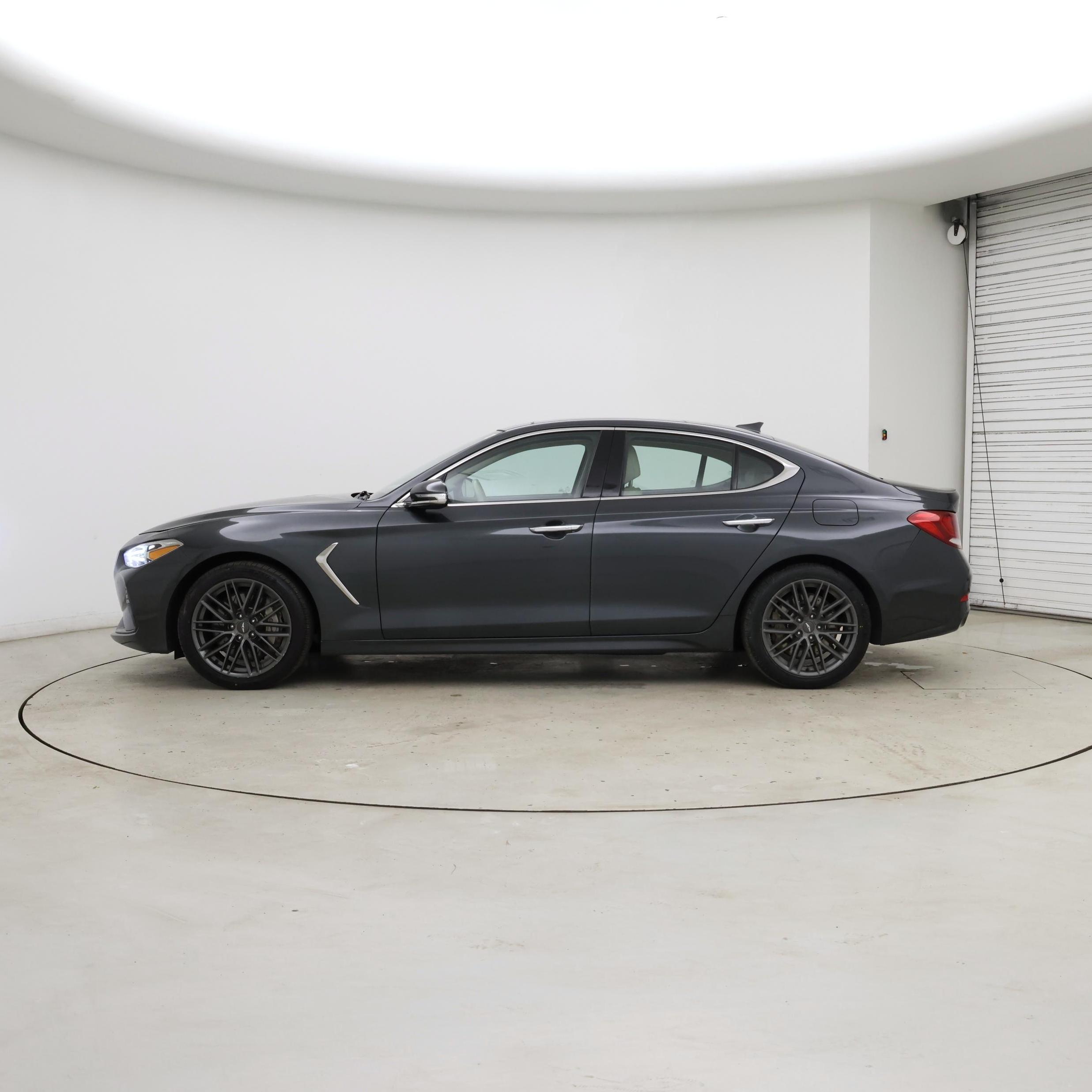 Thumbnail: 2019 Genesis G70 - 3