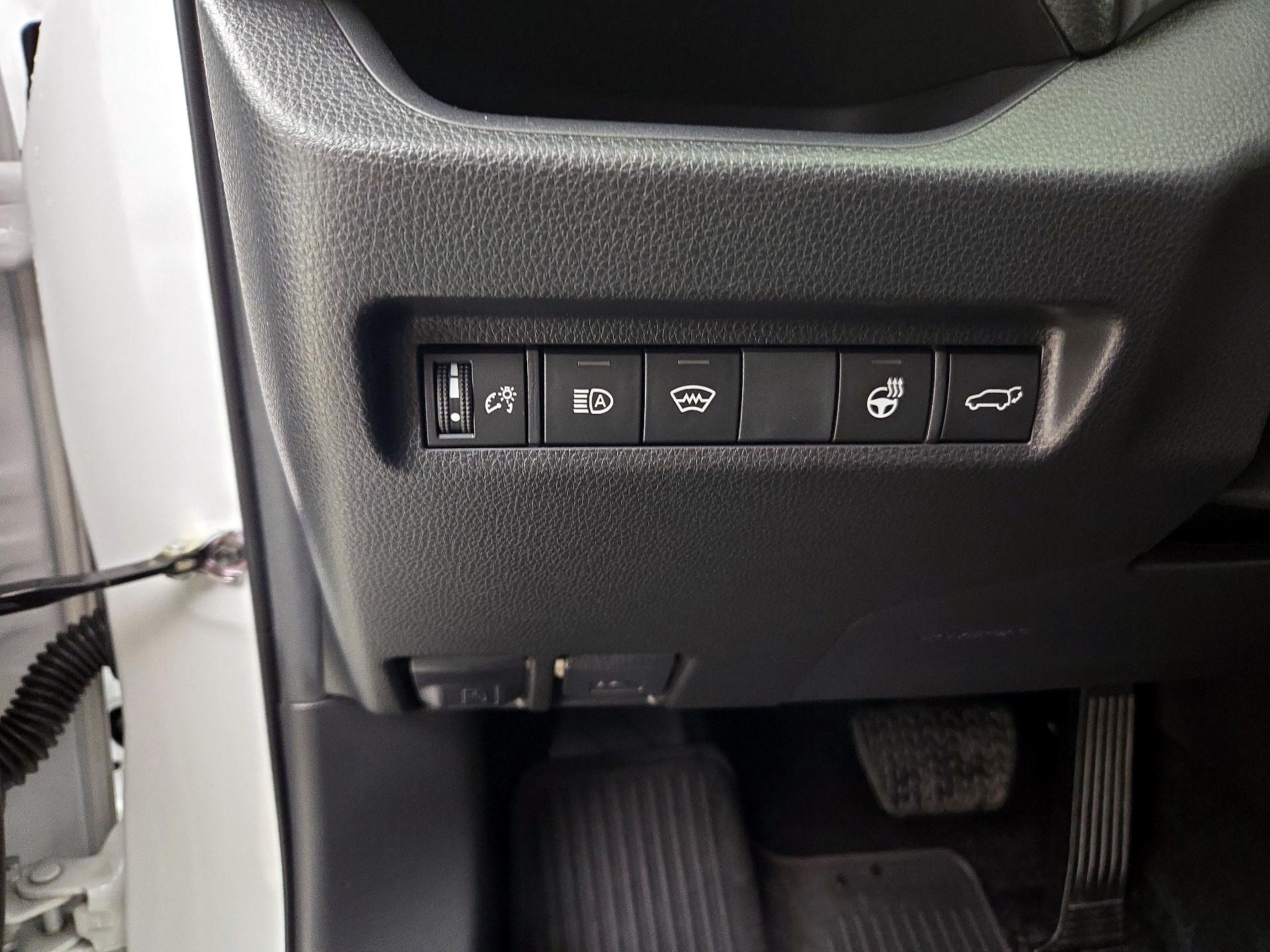 Thumbnail: 2023 Toyota RAV4 - 13