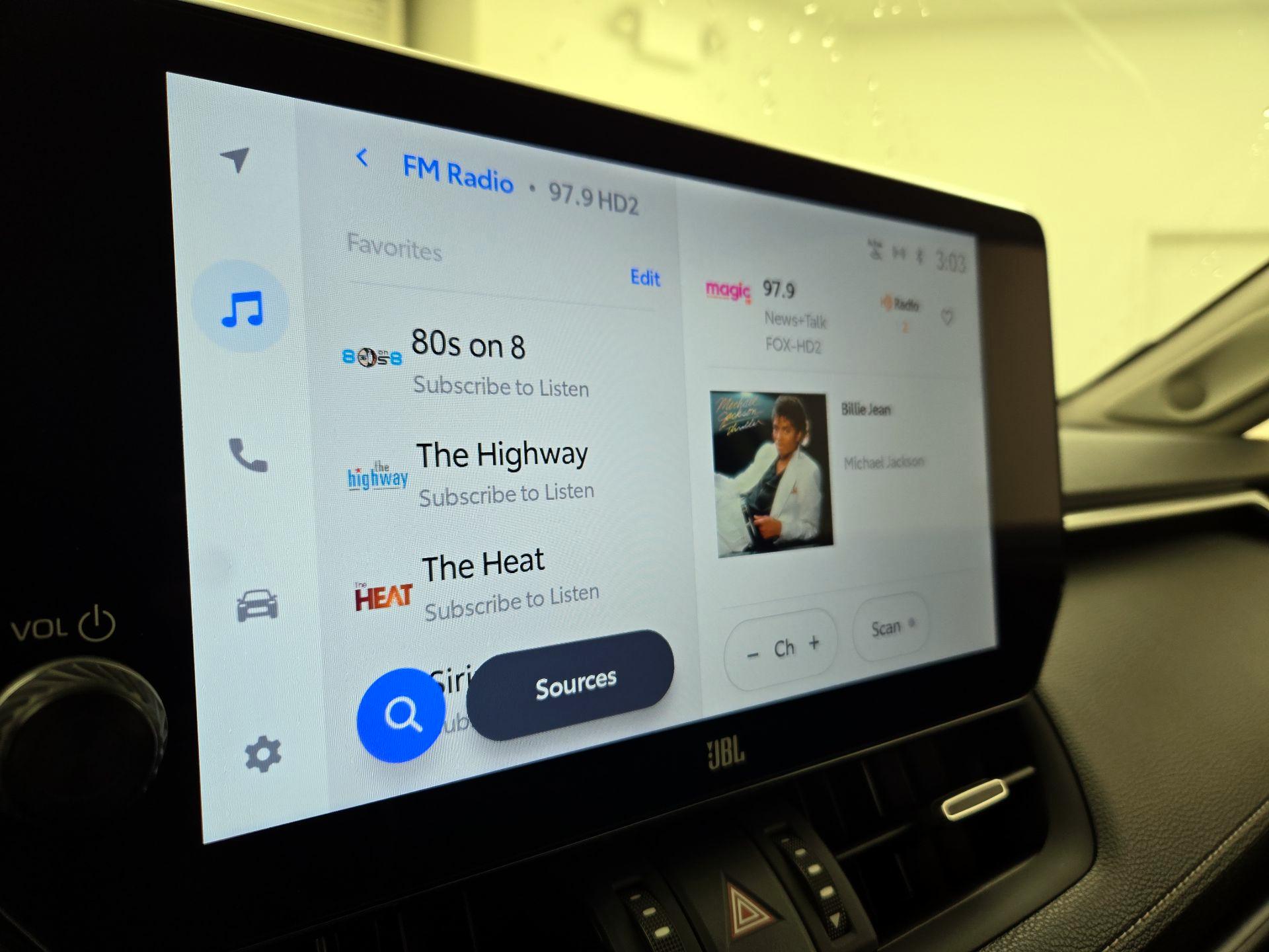 Thumbnail: 2023 Toyota RAV4 - 15