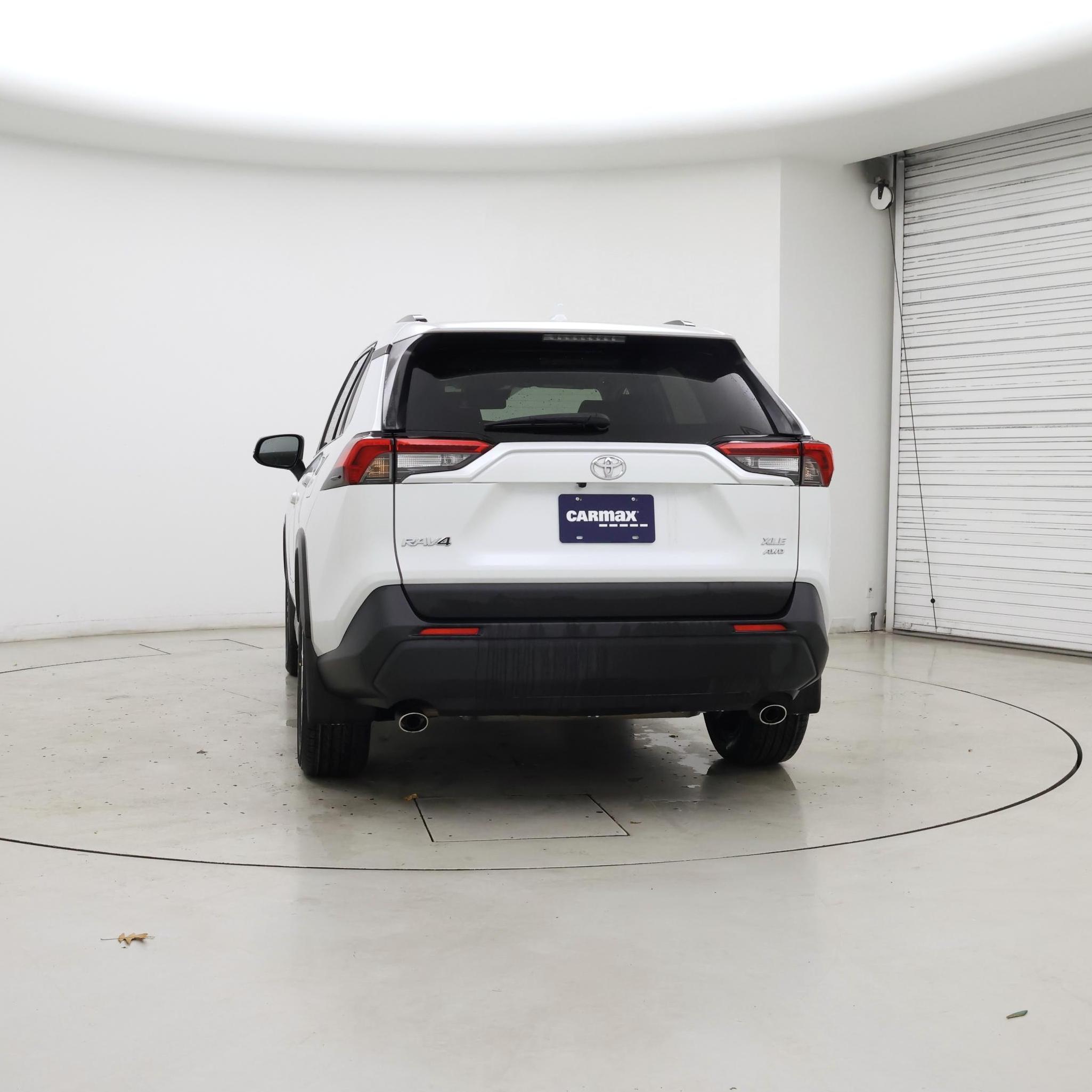 Thumbnail: 2023 Toyota RAV4 - 6