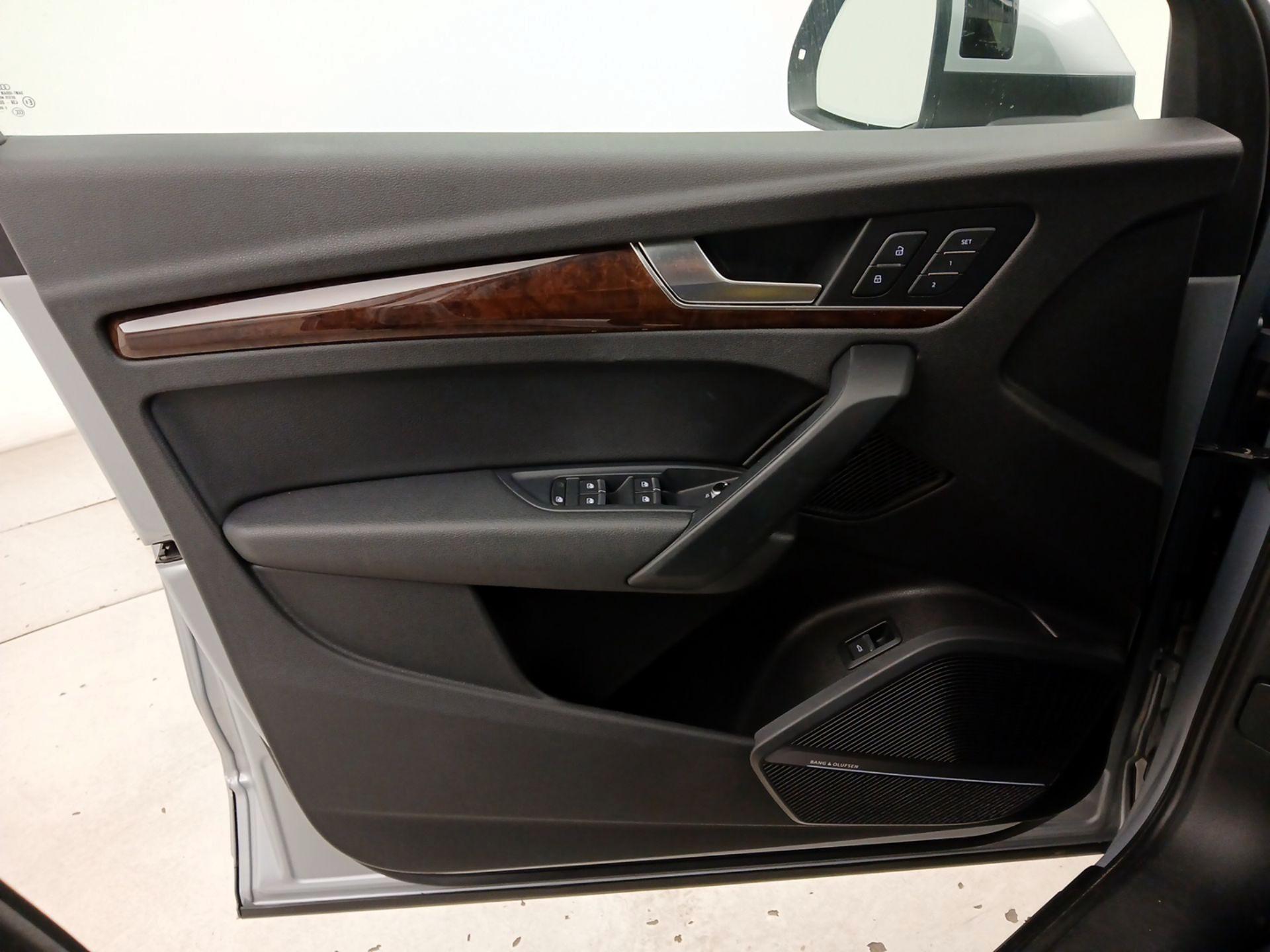 Thumbnail: 2018 Audi Q5 - 12