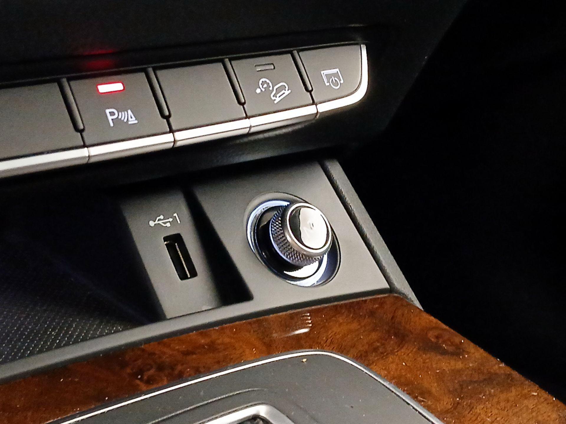 Thumbnail: 2018 Audi Q5 - 19