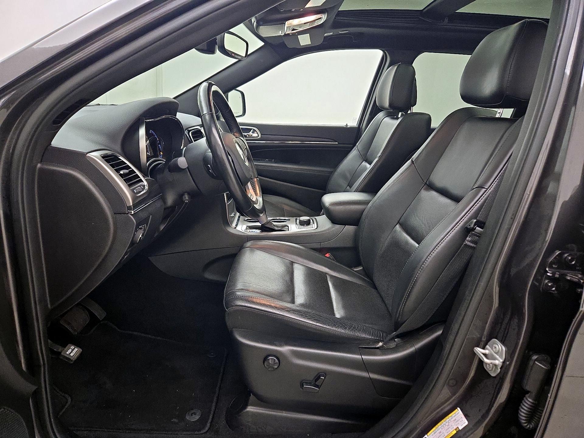 Thumbnail: 2020 Jeep Grand Cherokee - 11