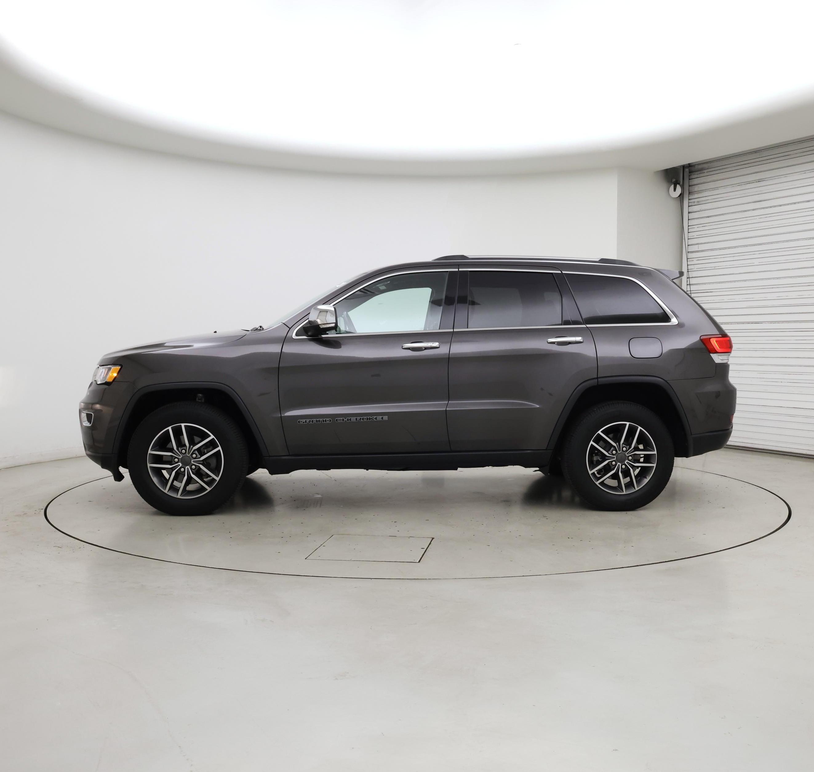 Thumbnail: 2020 Jeep Grand Cherokee - 3