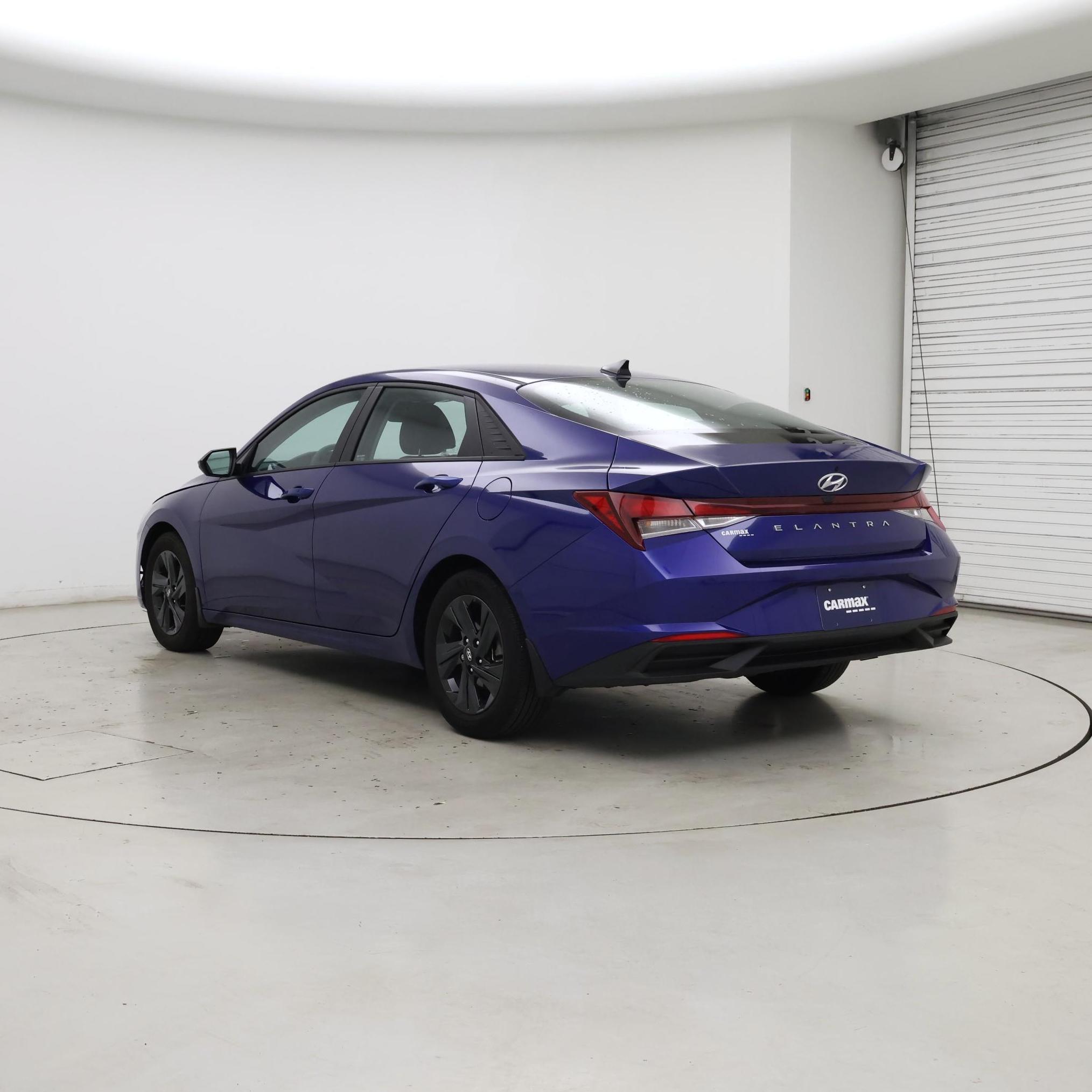 Thumbnail: 2022 Hyundai Elantra - 2